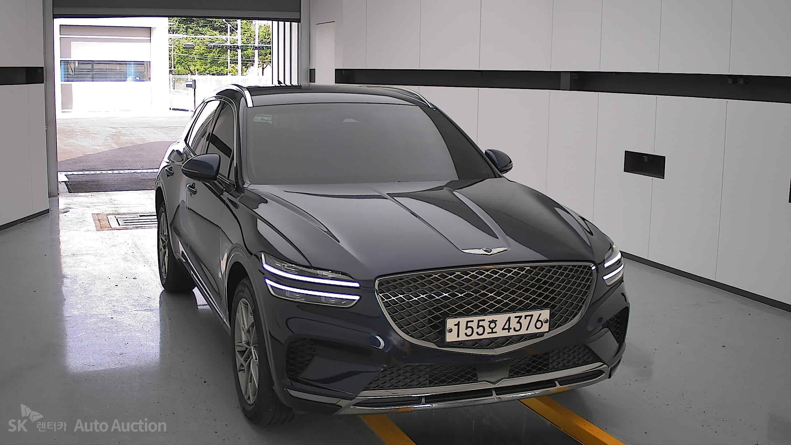2021 - genesis gv70