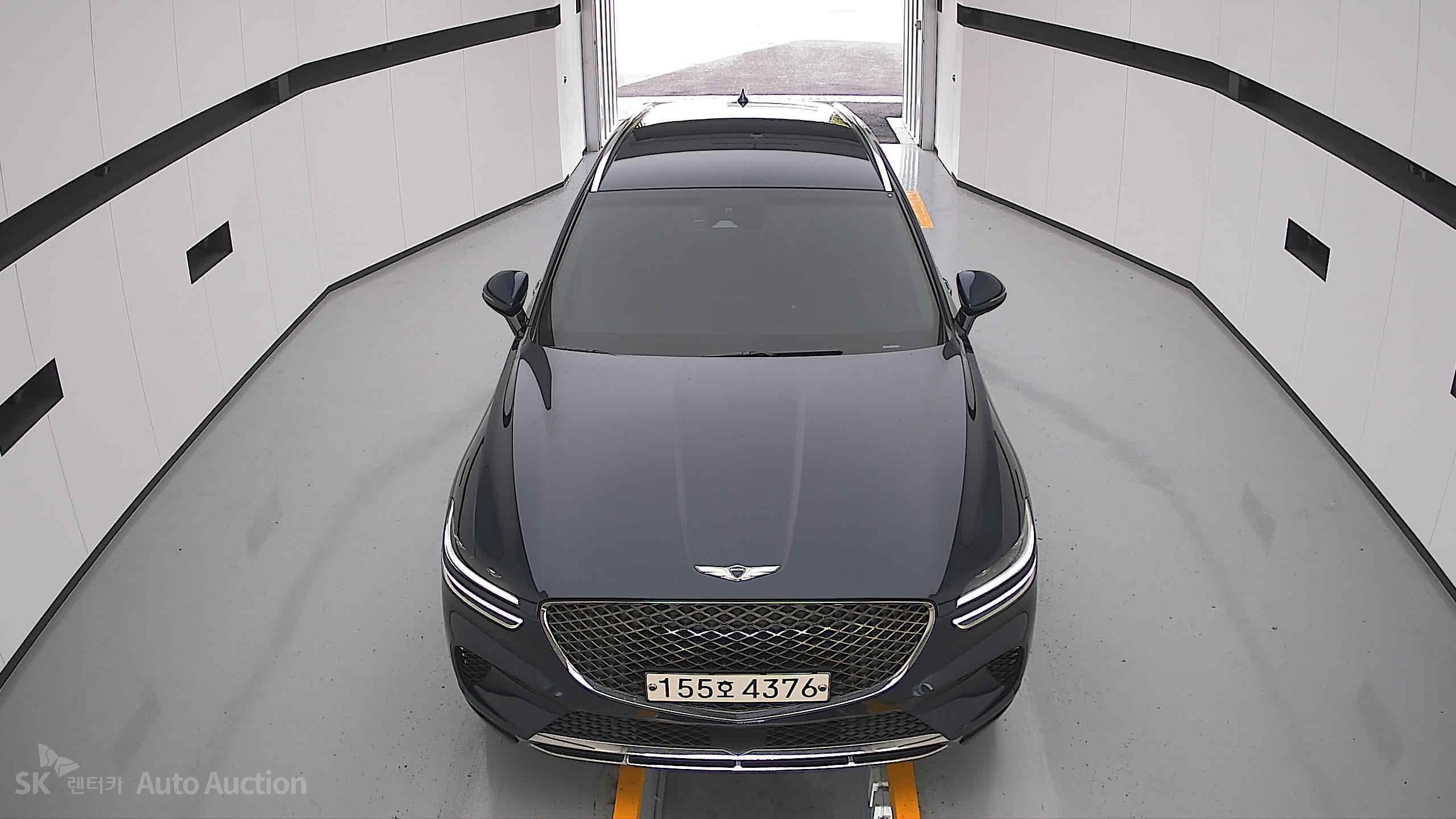 2021 - genesis gv70
