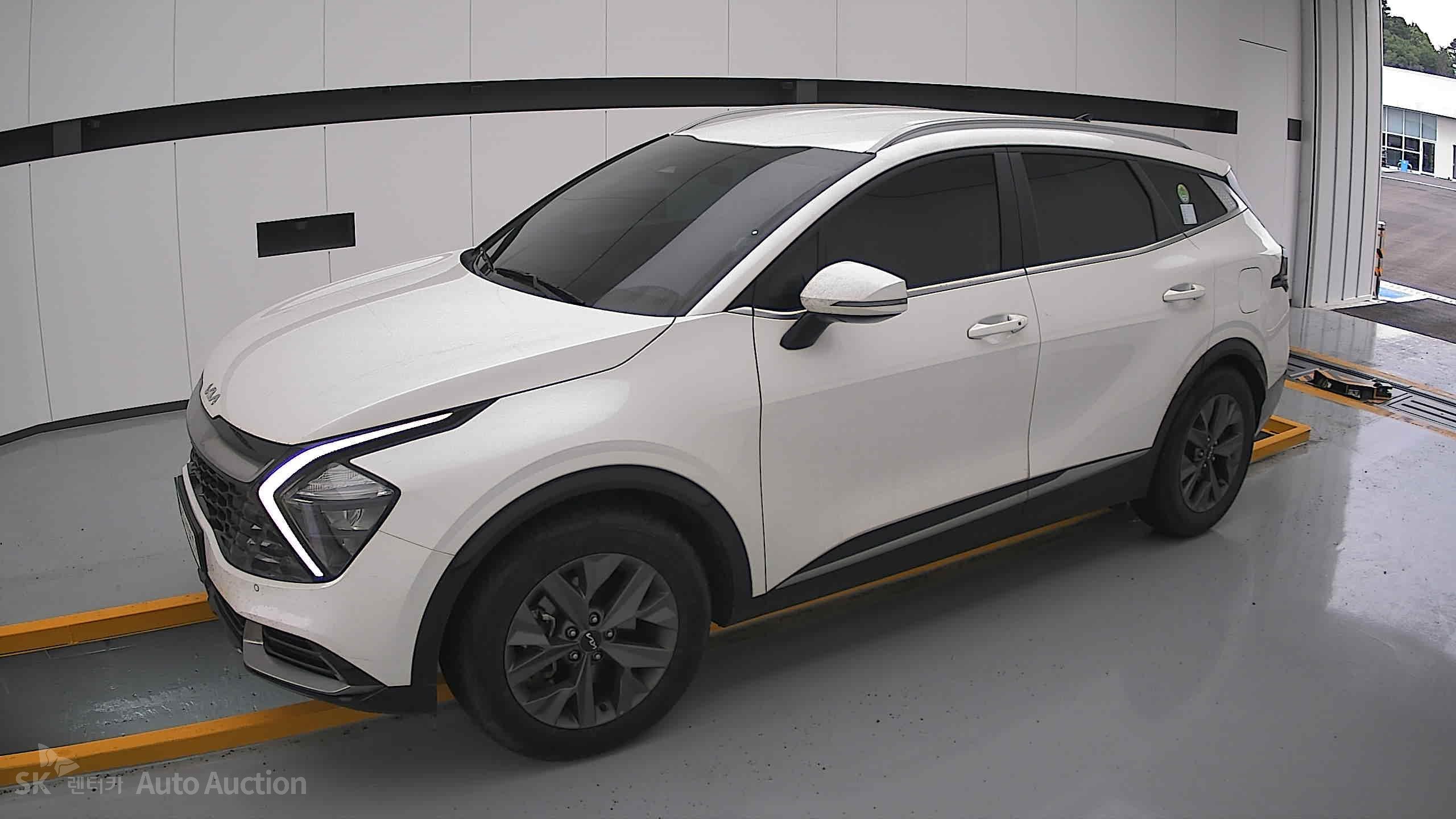 2023 - kia sportage