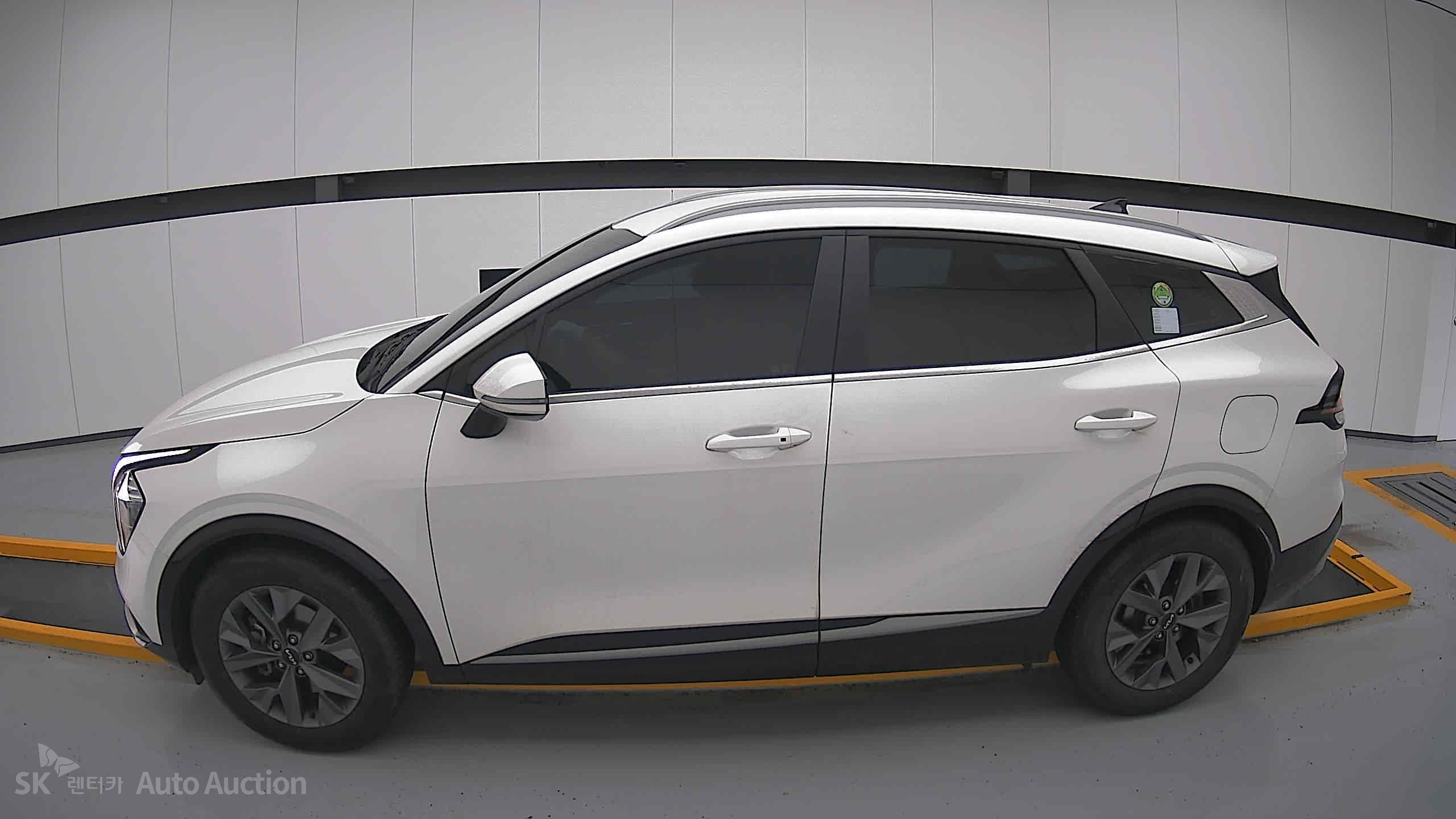 2023 - kia sportage