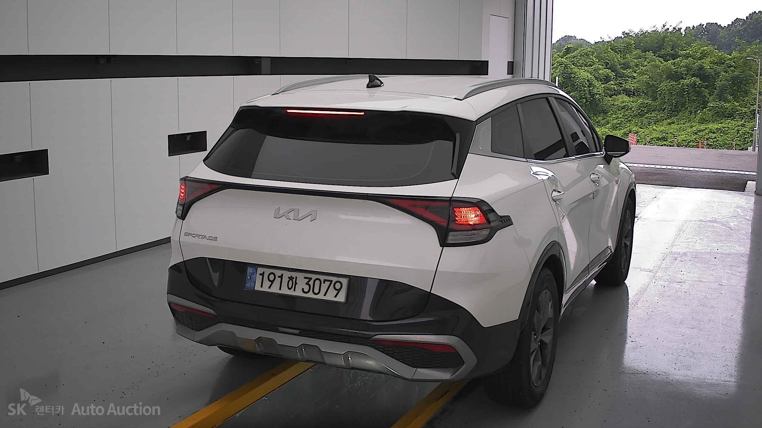 2023 - kia sportage