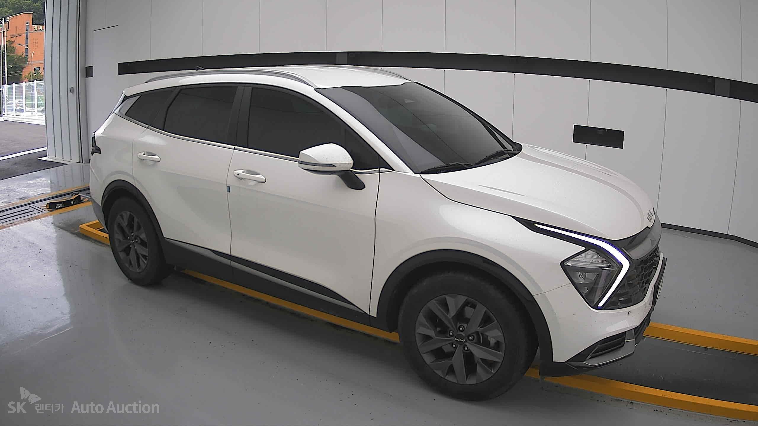 2023 - kia sportage