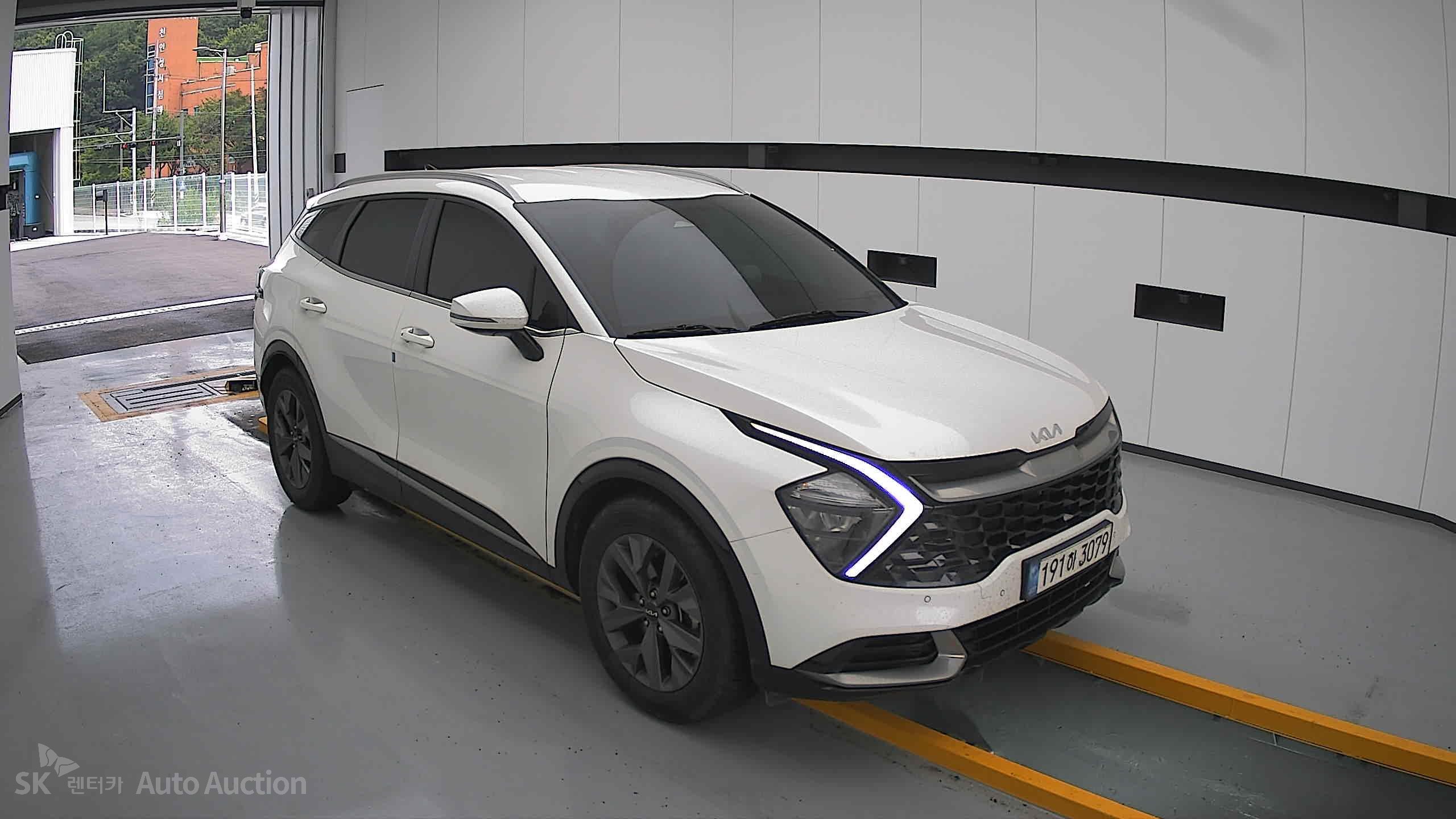 2023 - kia sportage