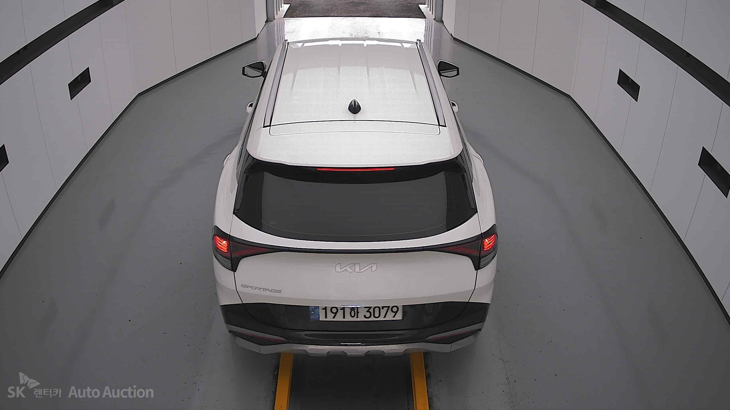 2023 - kia sportage