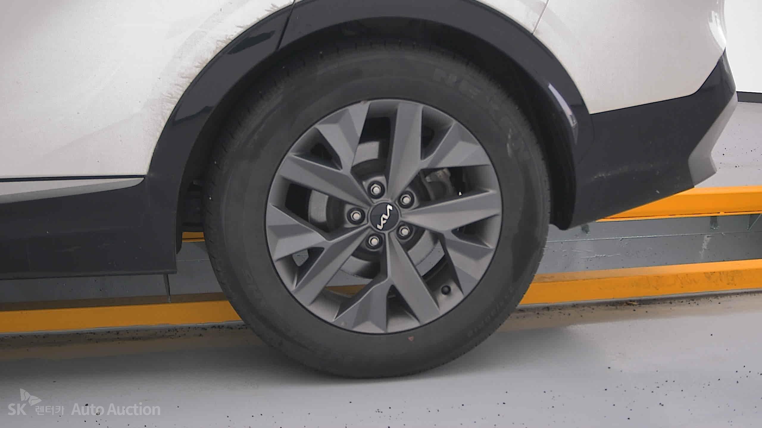 2023 - kia sportage
