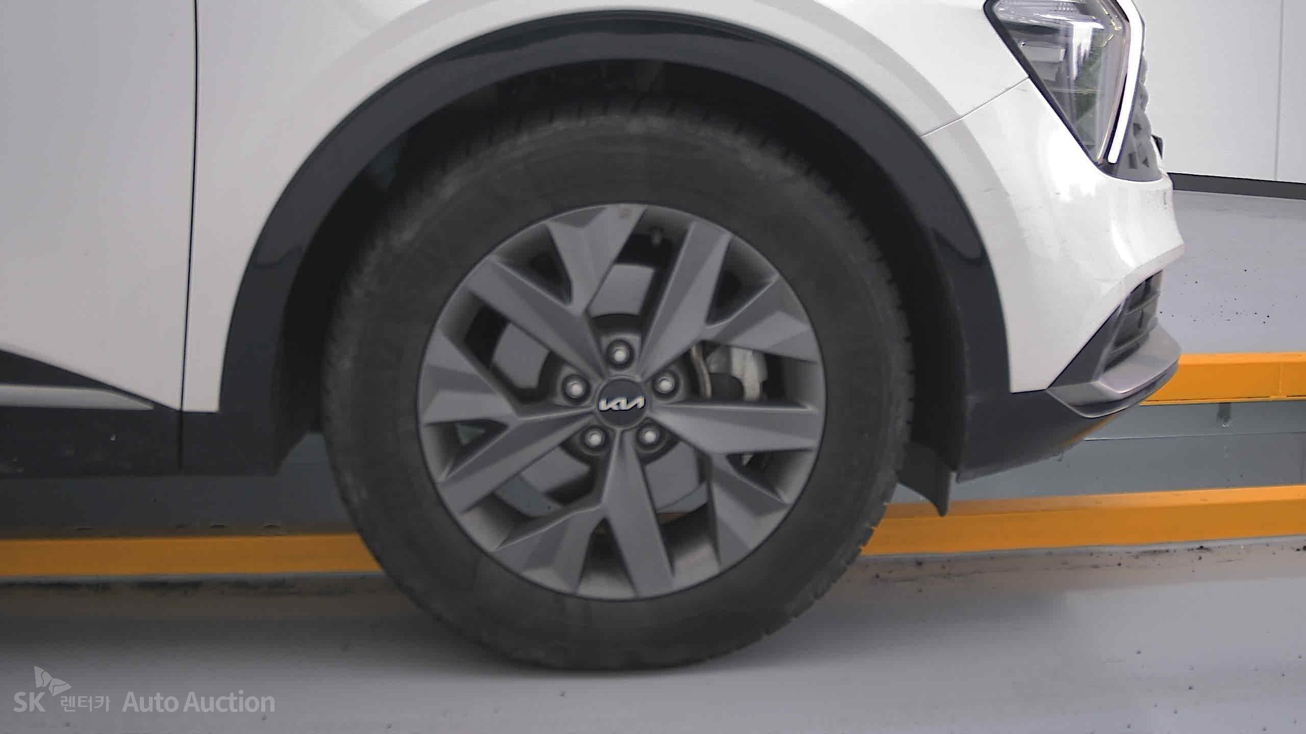 2023 - kia sportage