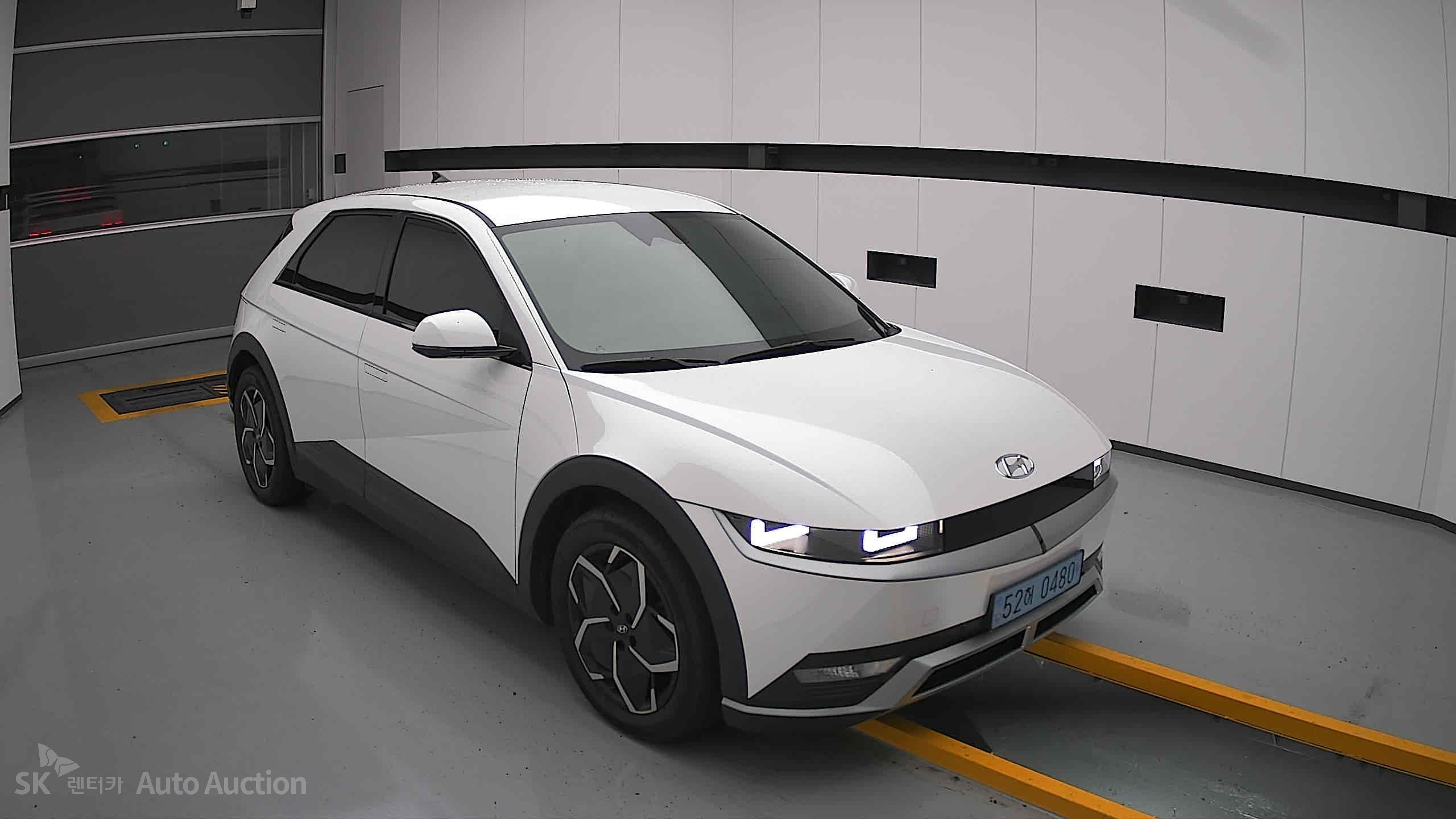 2022 - hyundai ioniq