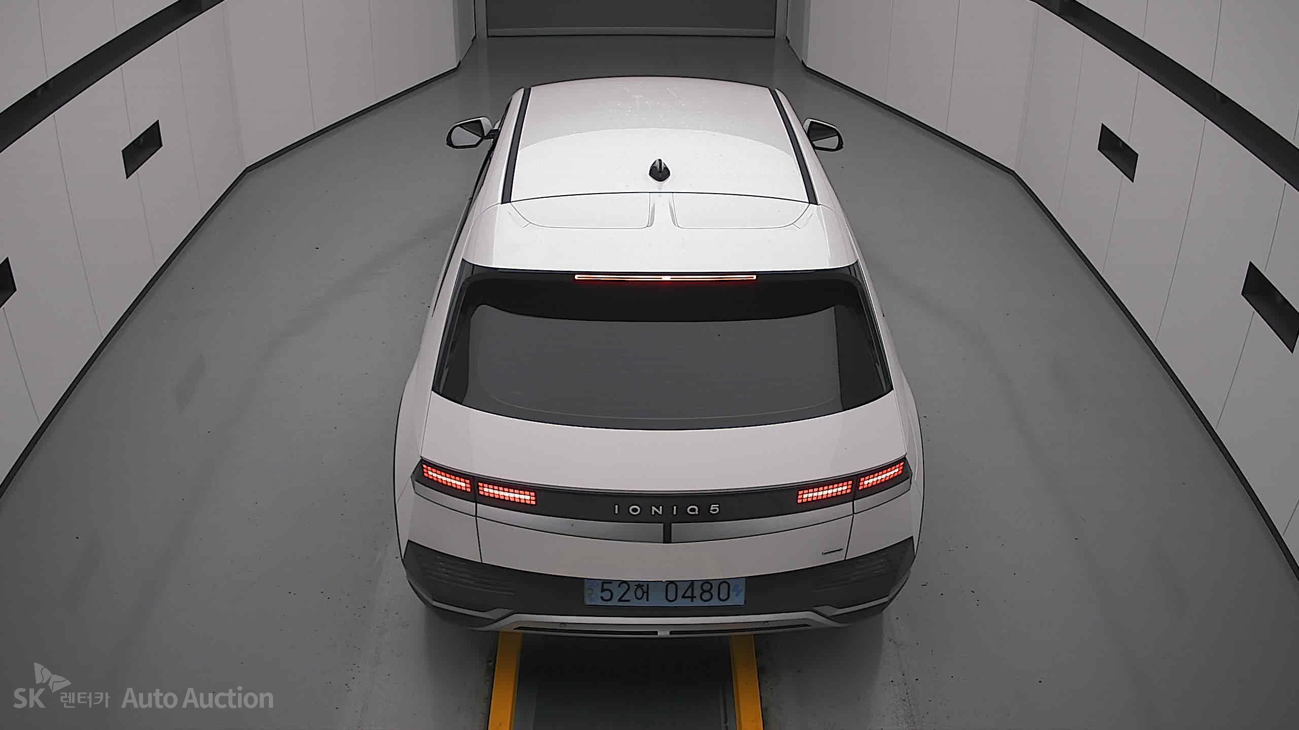 2022 - hyundai ioniq
