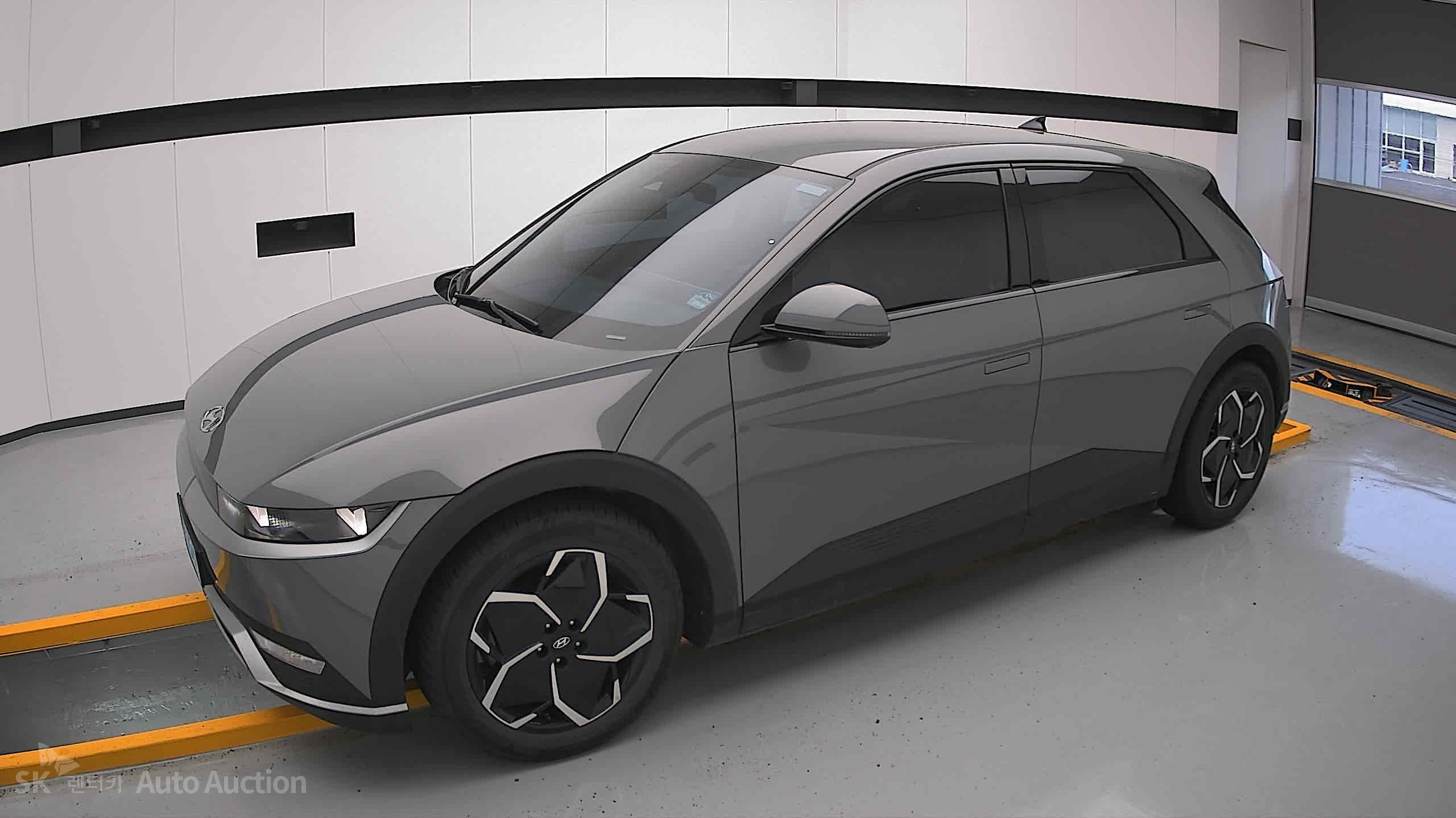 2023 - hyundai ioniq