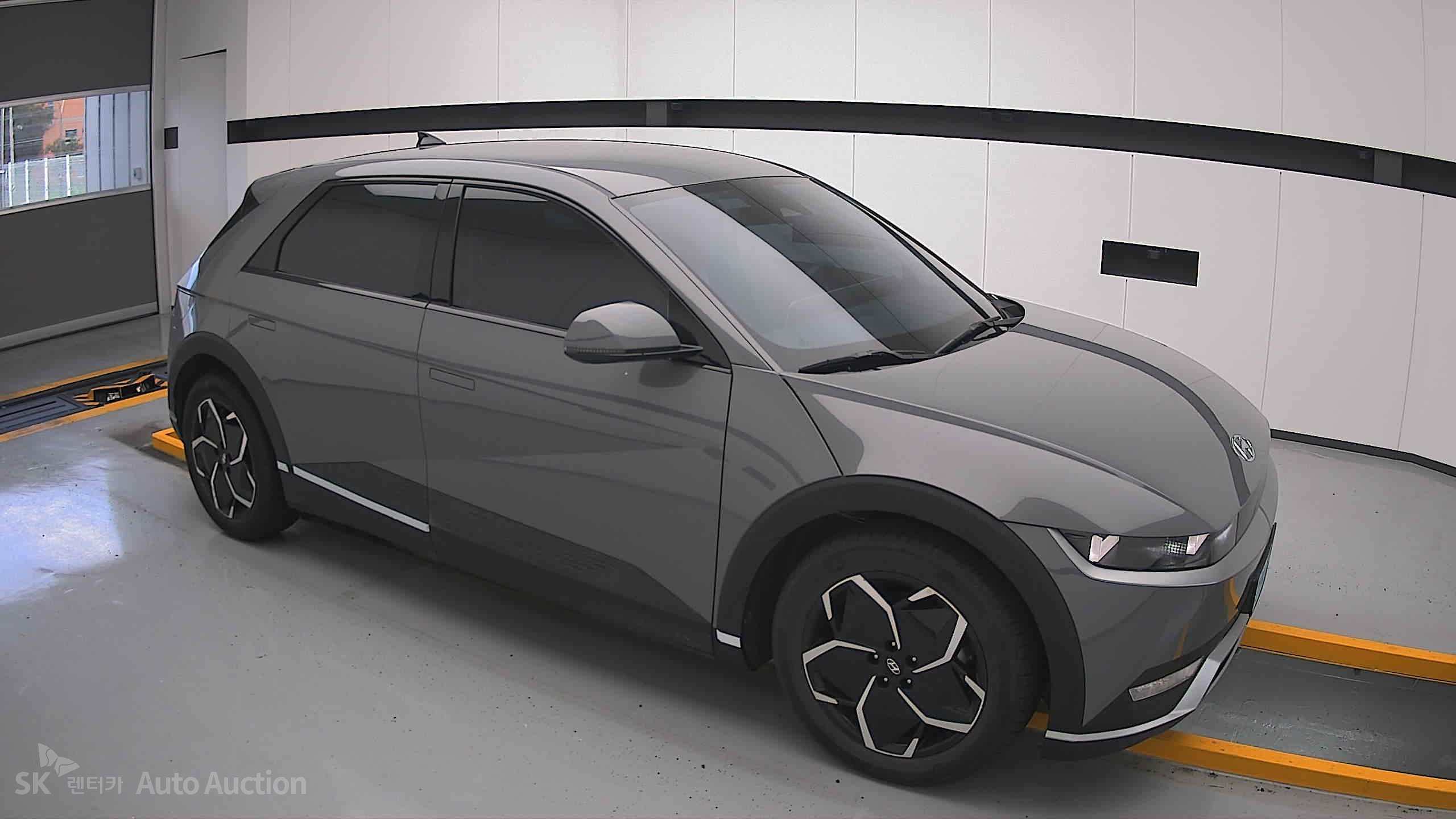 2023 - hyundai ioniq