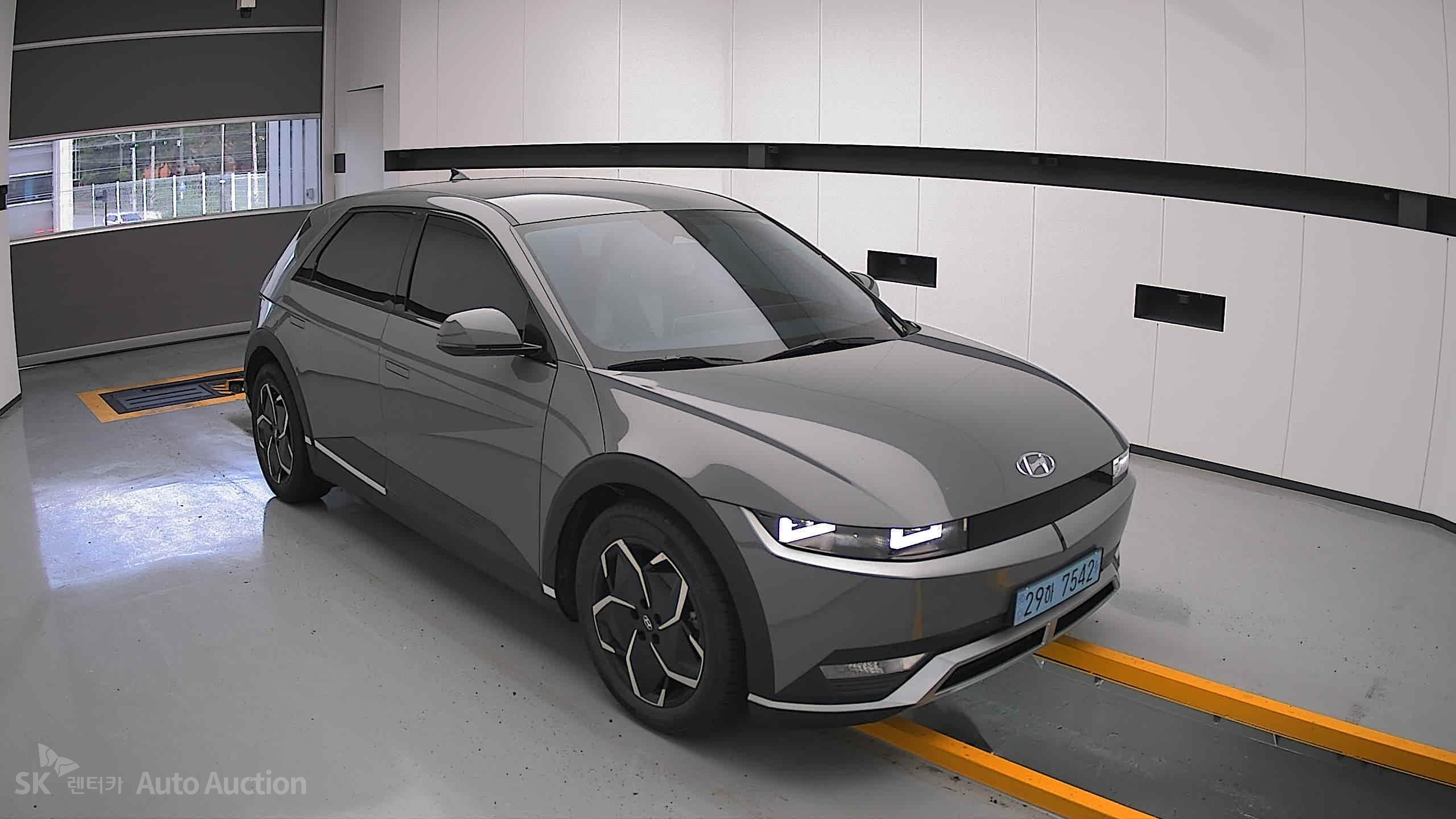 2023 - hyundai ioniq