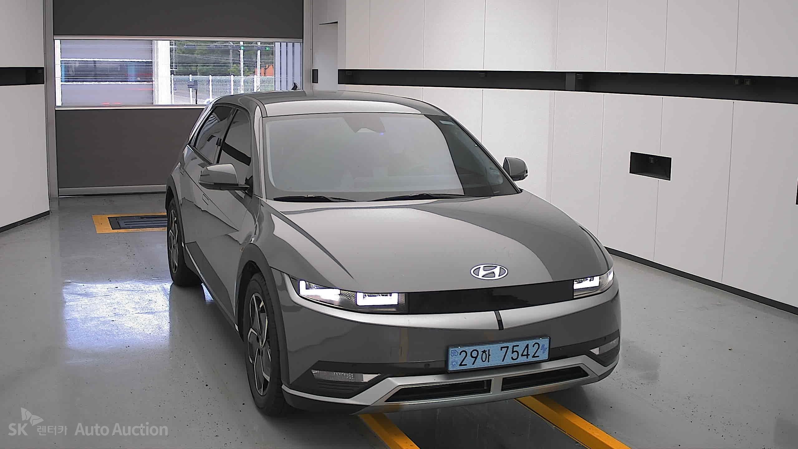 2023 - hyundai ioniq