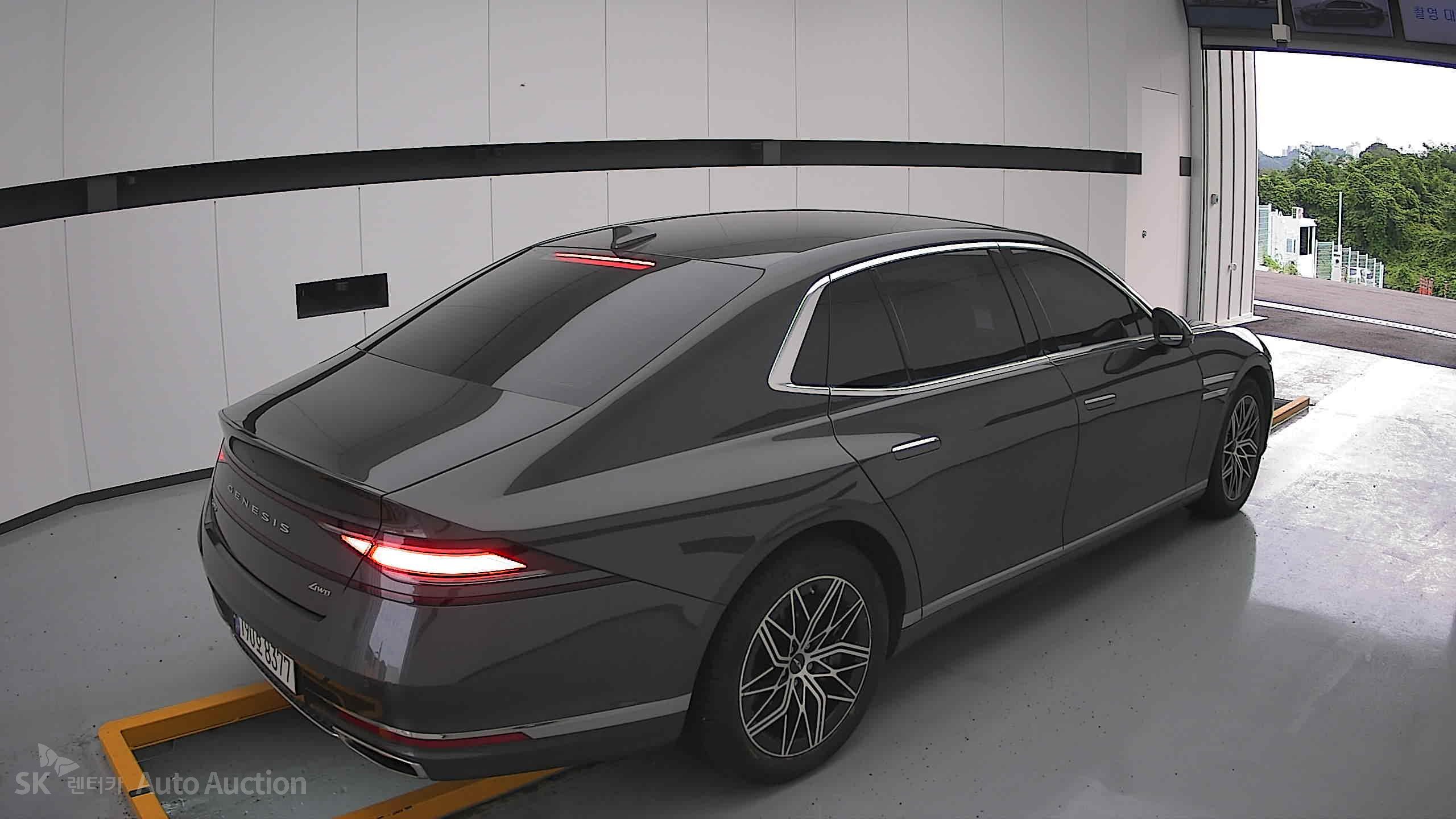 2023 - genesis g90