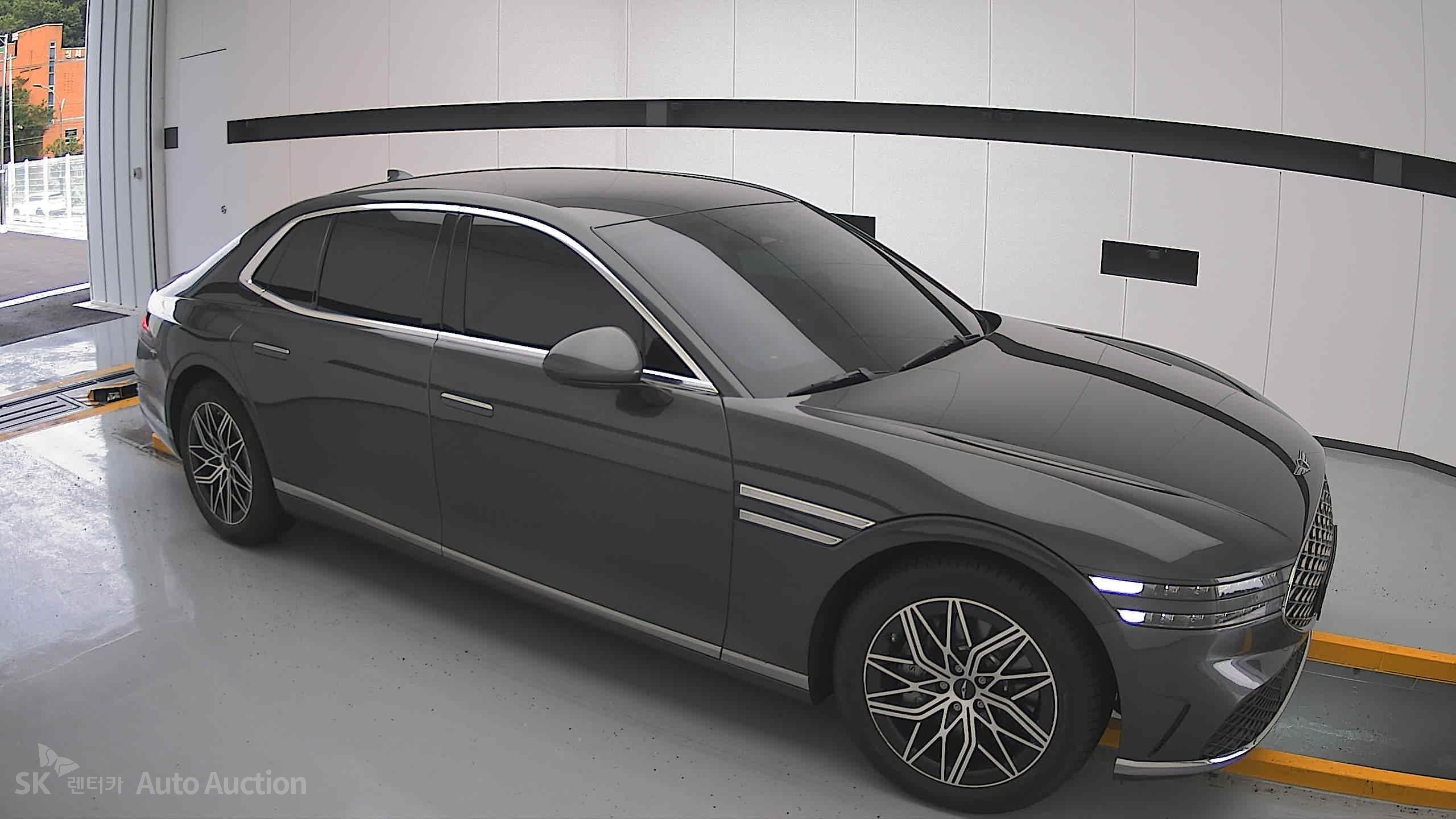 2023 - genesis g90