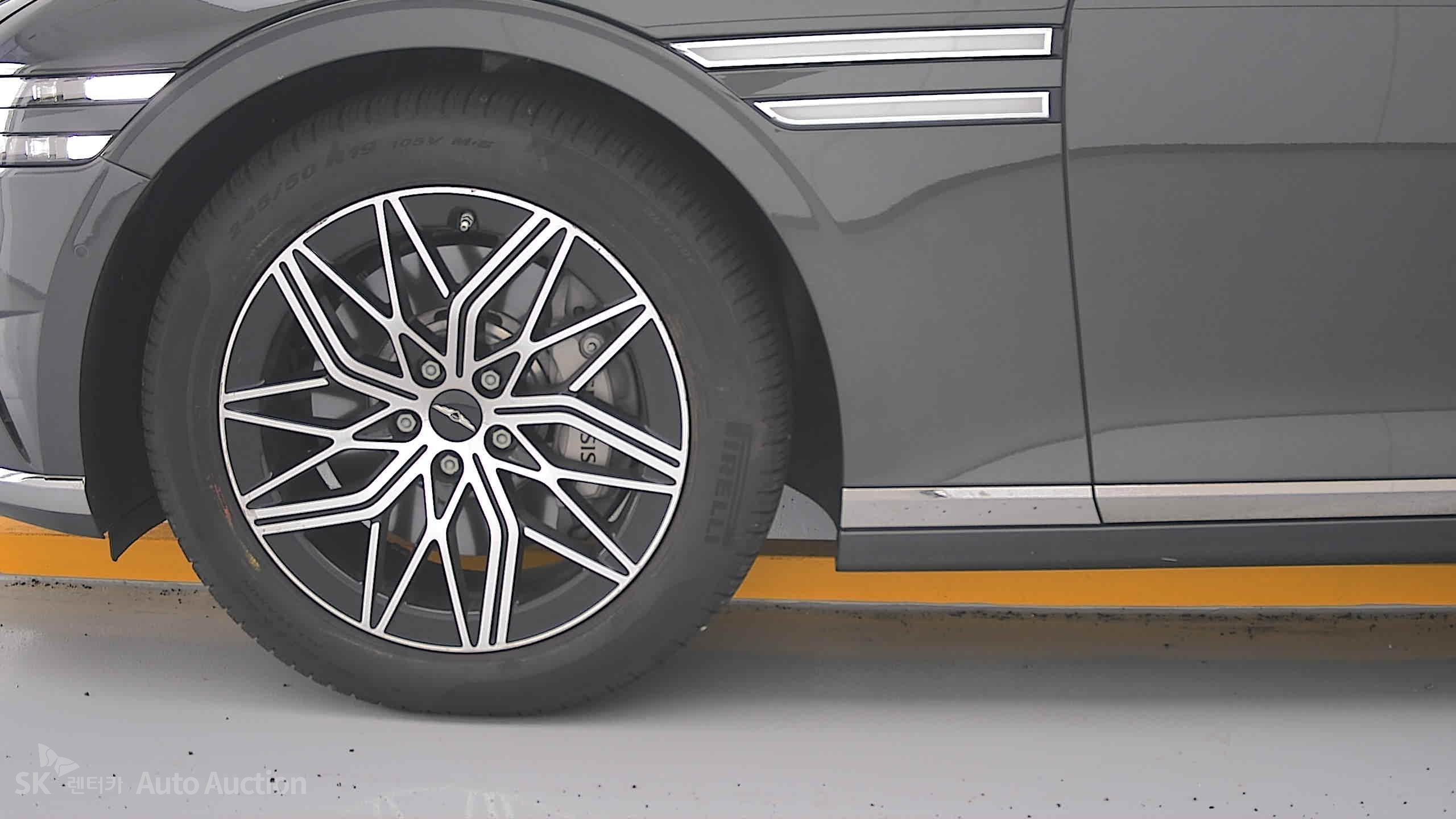 2023 - genesis g90