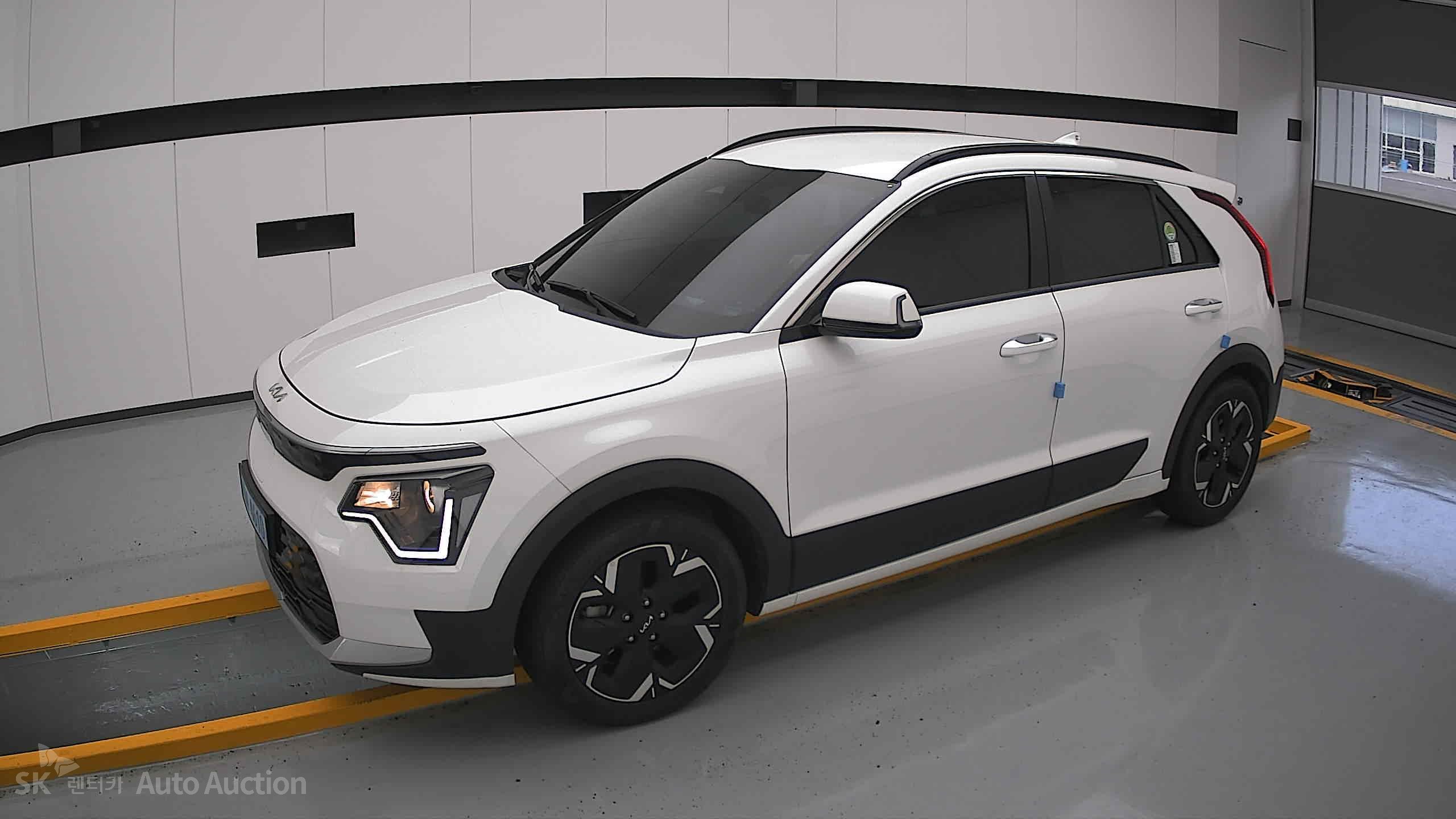 2023 - kia niro ev