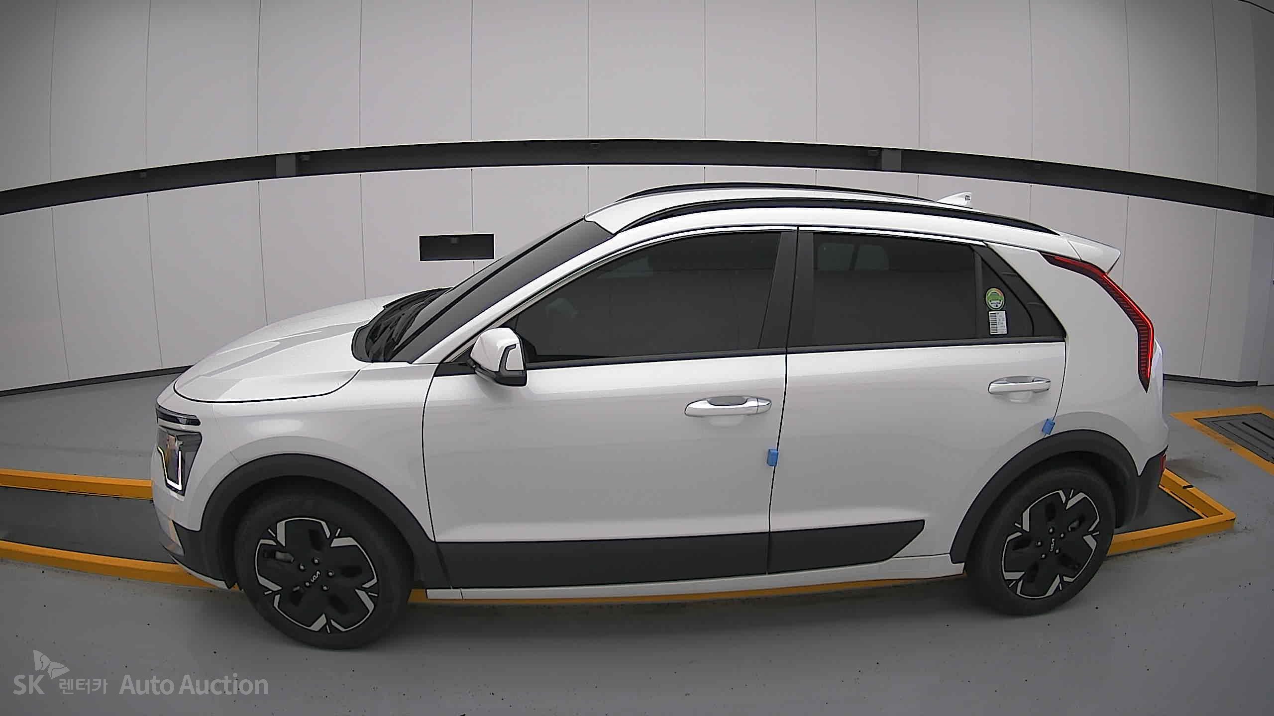 2023 - kia niro ev
