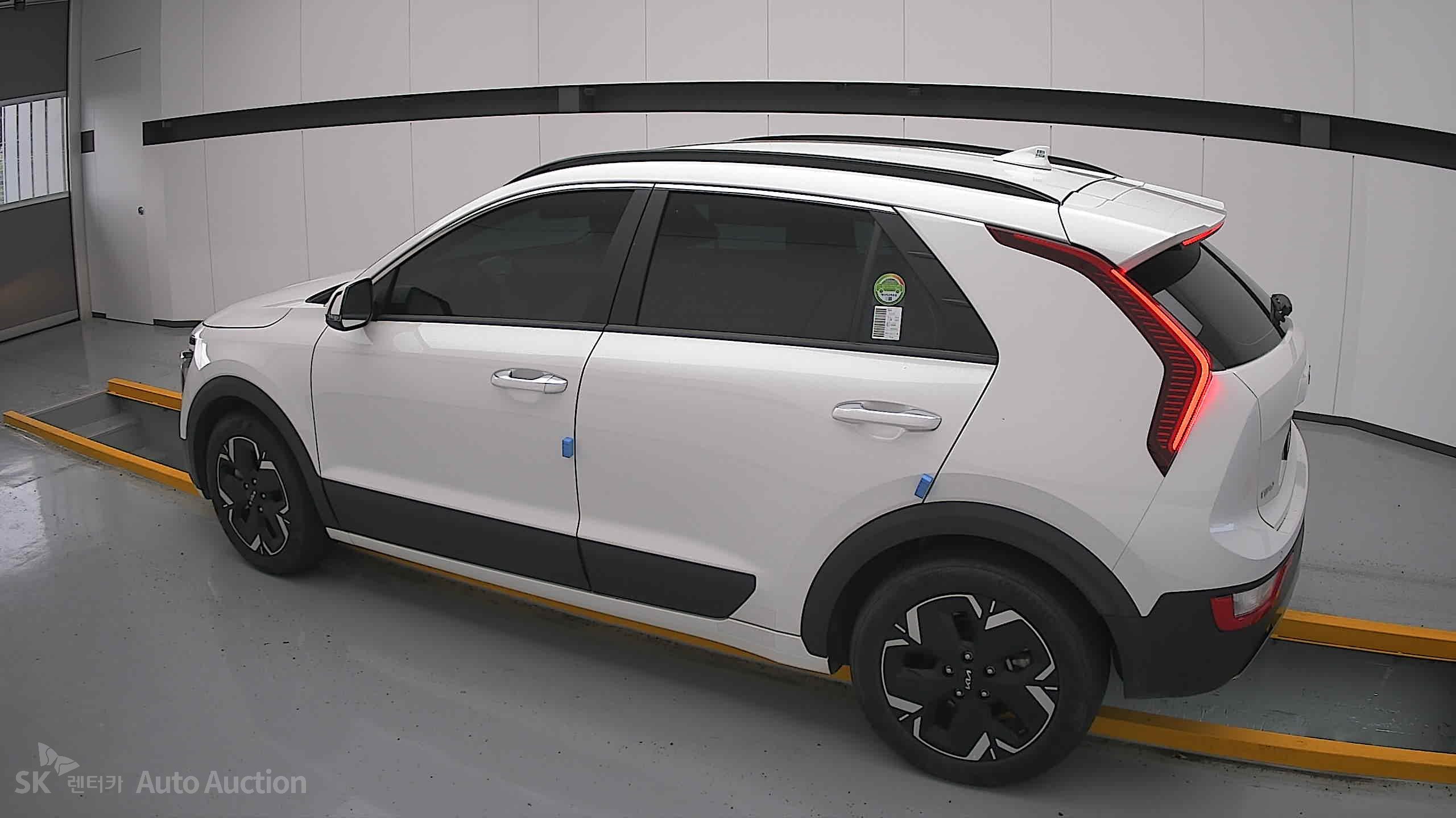 2023 - kia niro ev