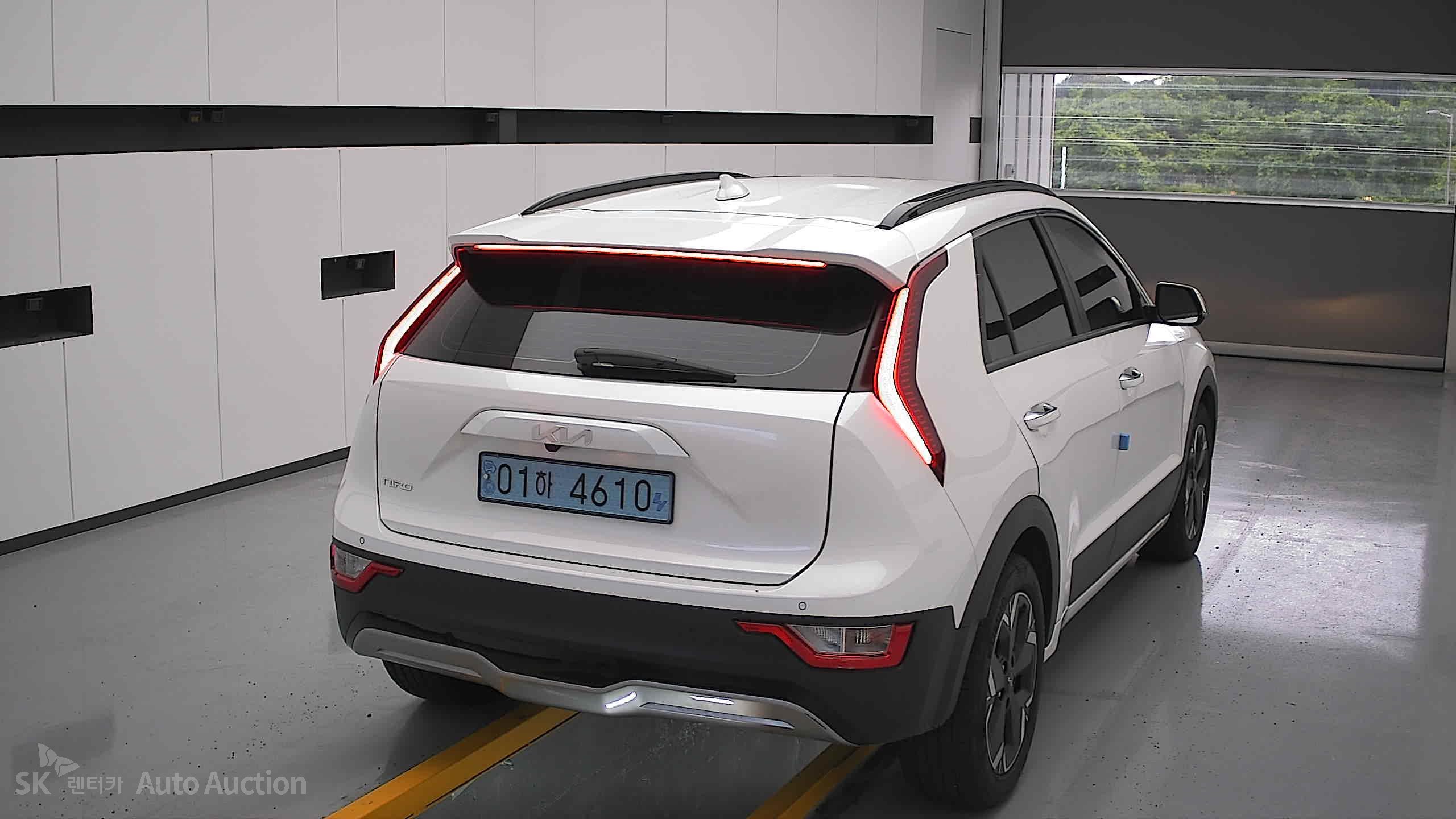 2023 - kia niro ev