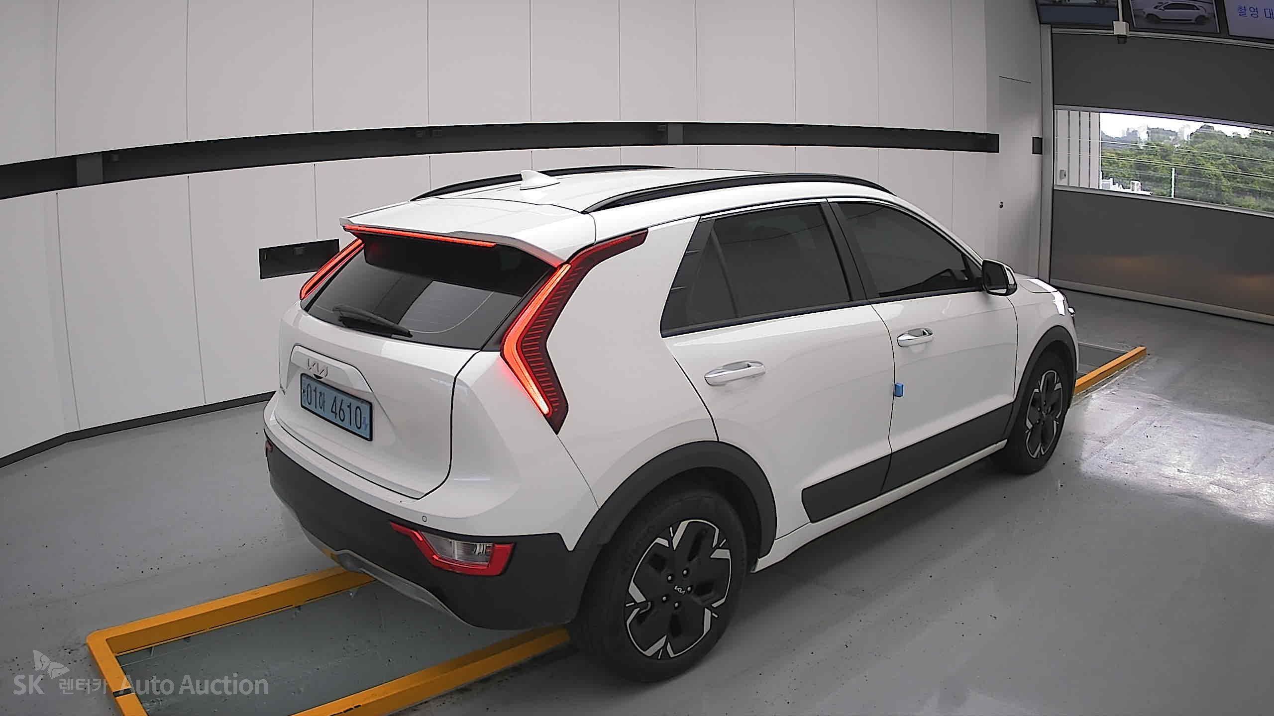 2023 - kia niro ev