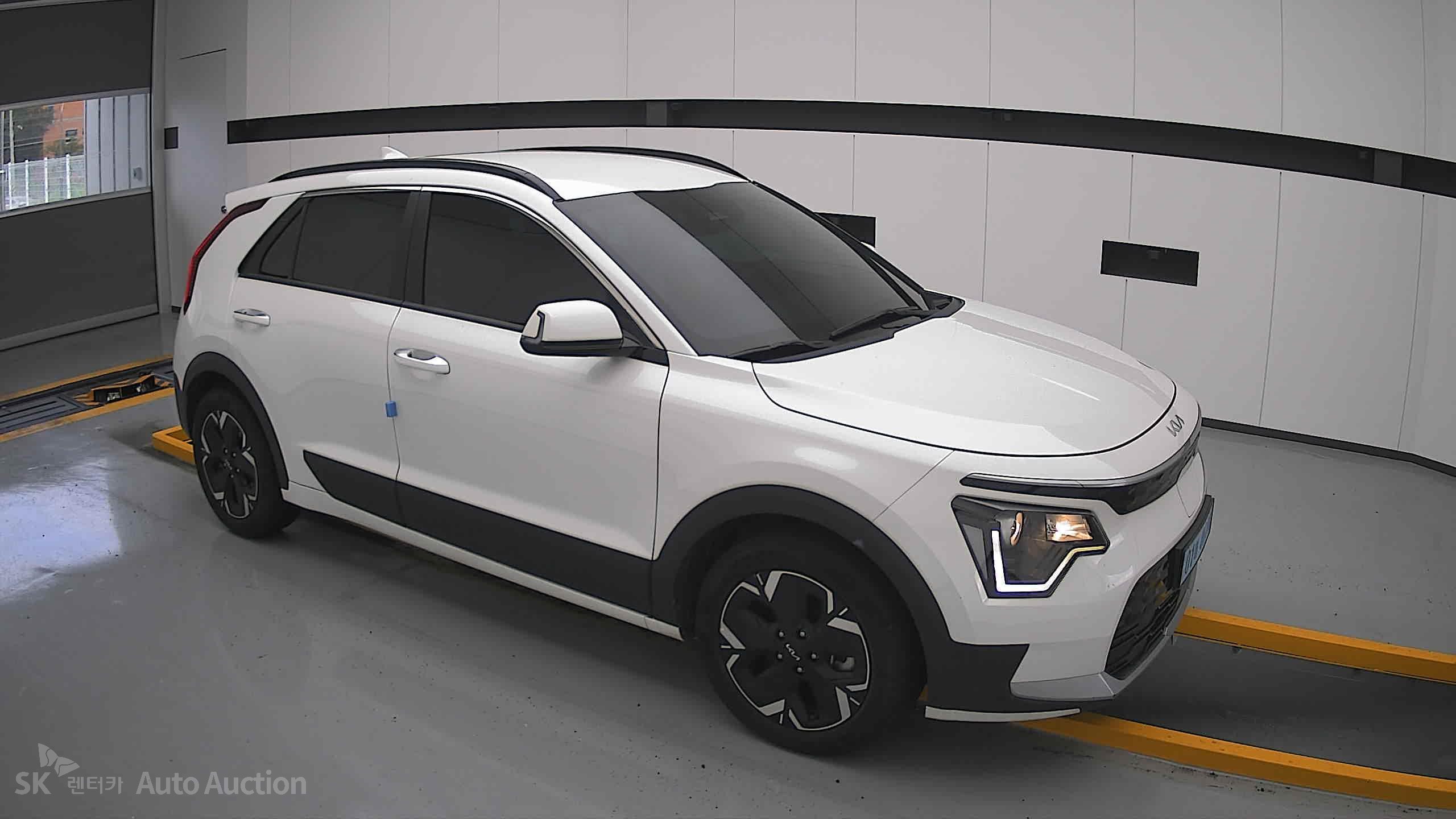 2023 - kia niro ev