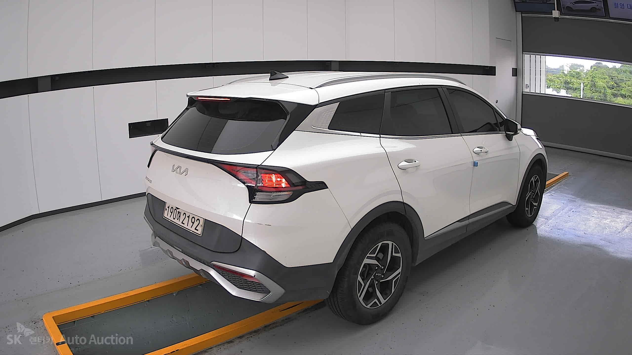 2022 - kia sportage