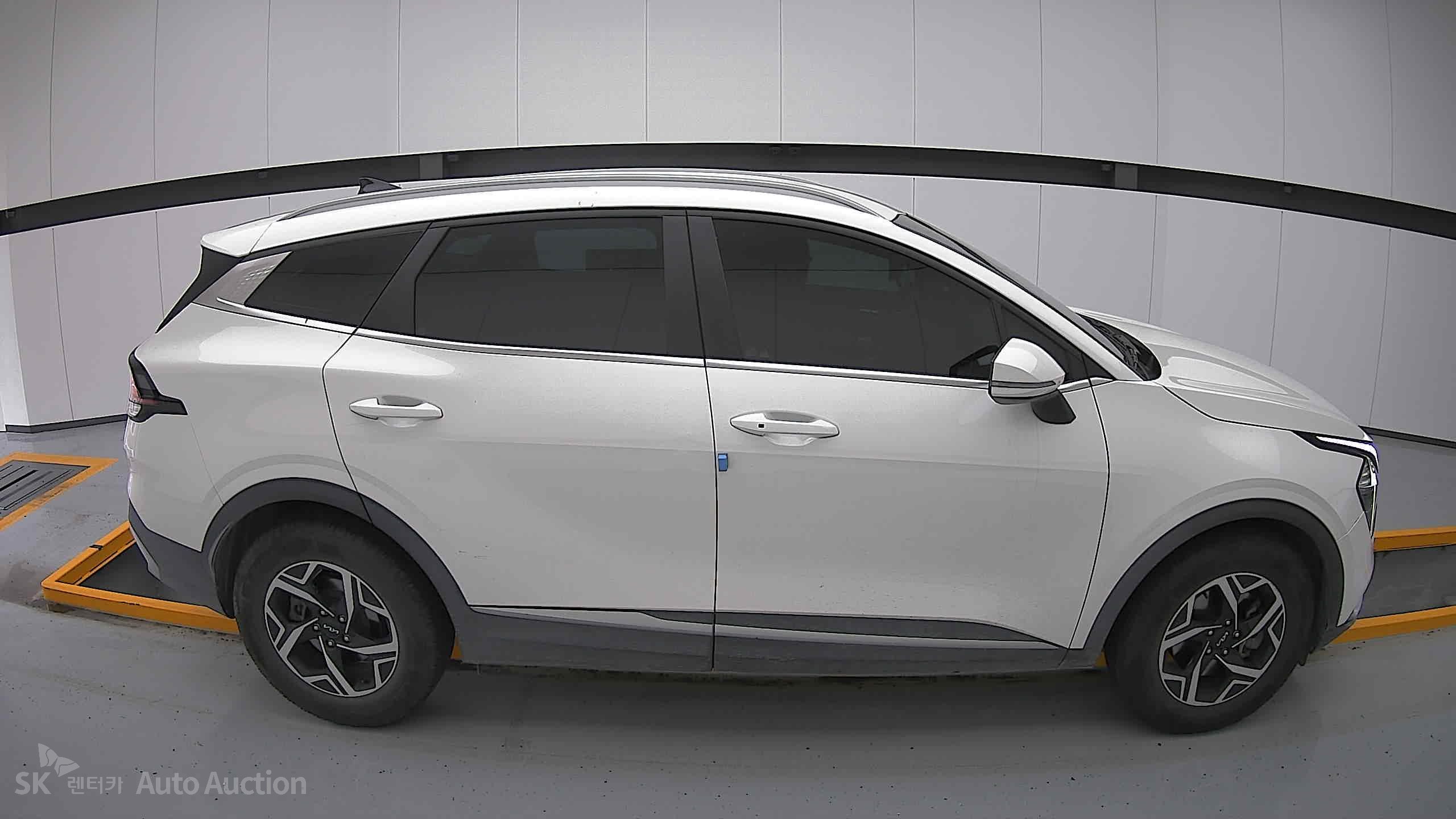 2022 - kia sportage