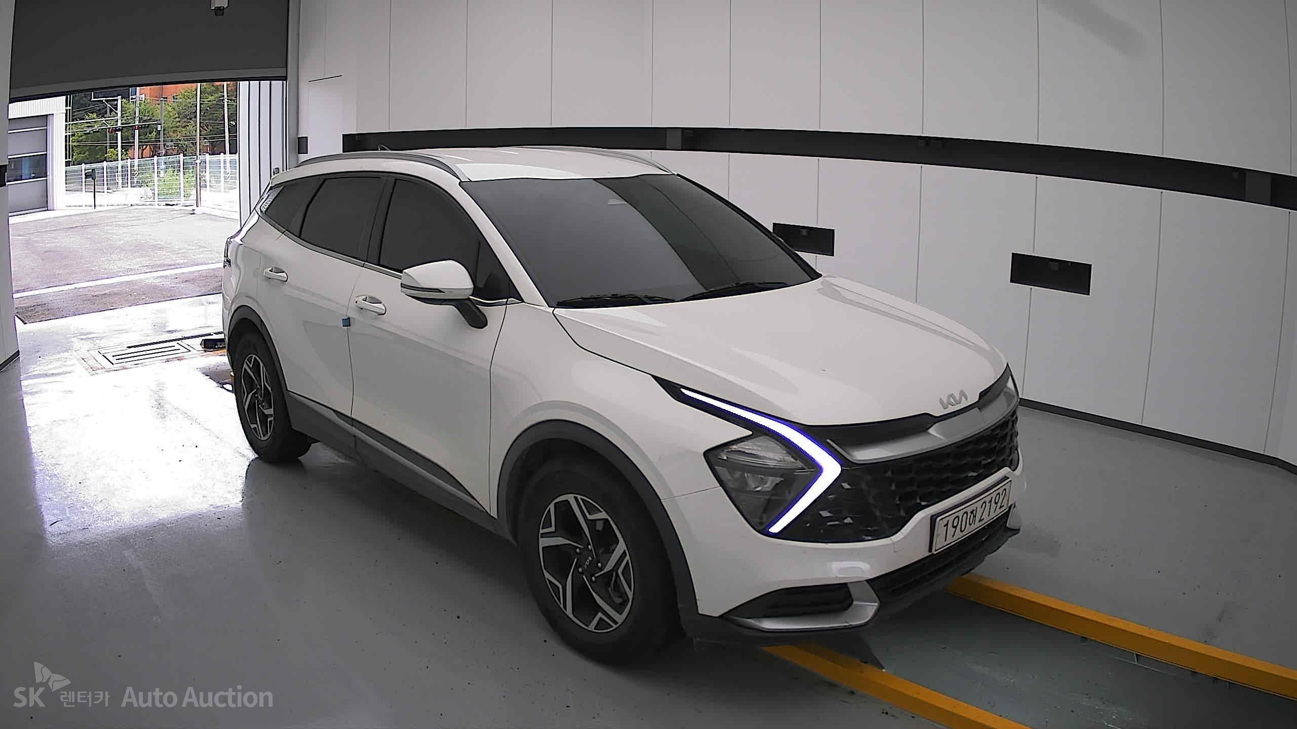 2022 - kia sportage