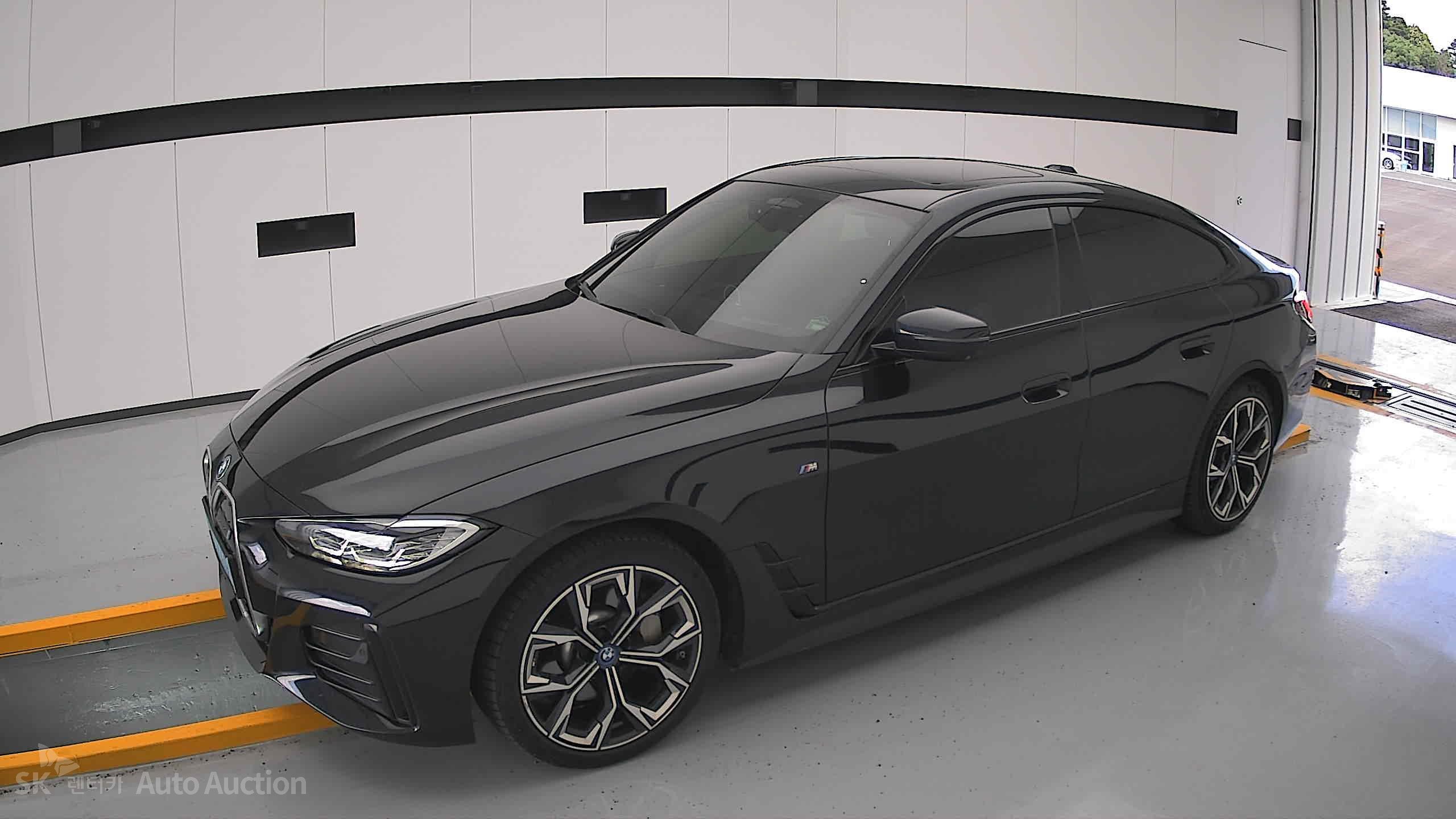 2022 - bmw i4 edrive40