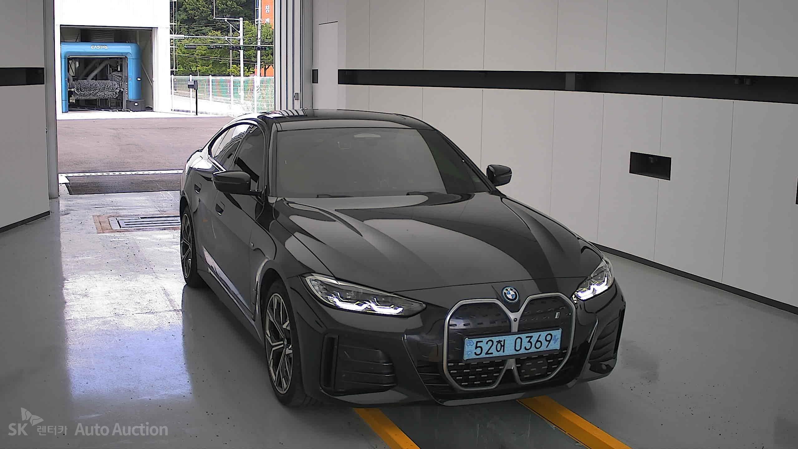 2022 - bmw i4 edrive40