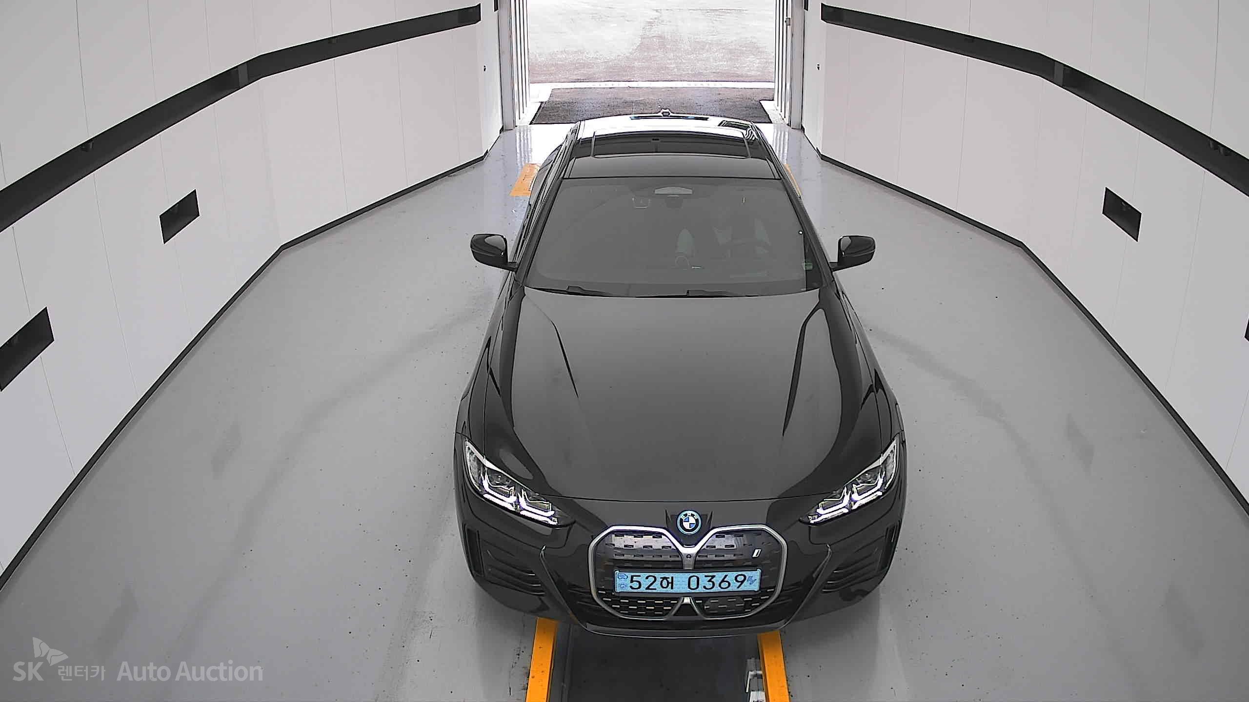 2022 - bmw i4 edrive40