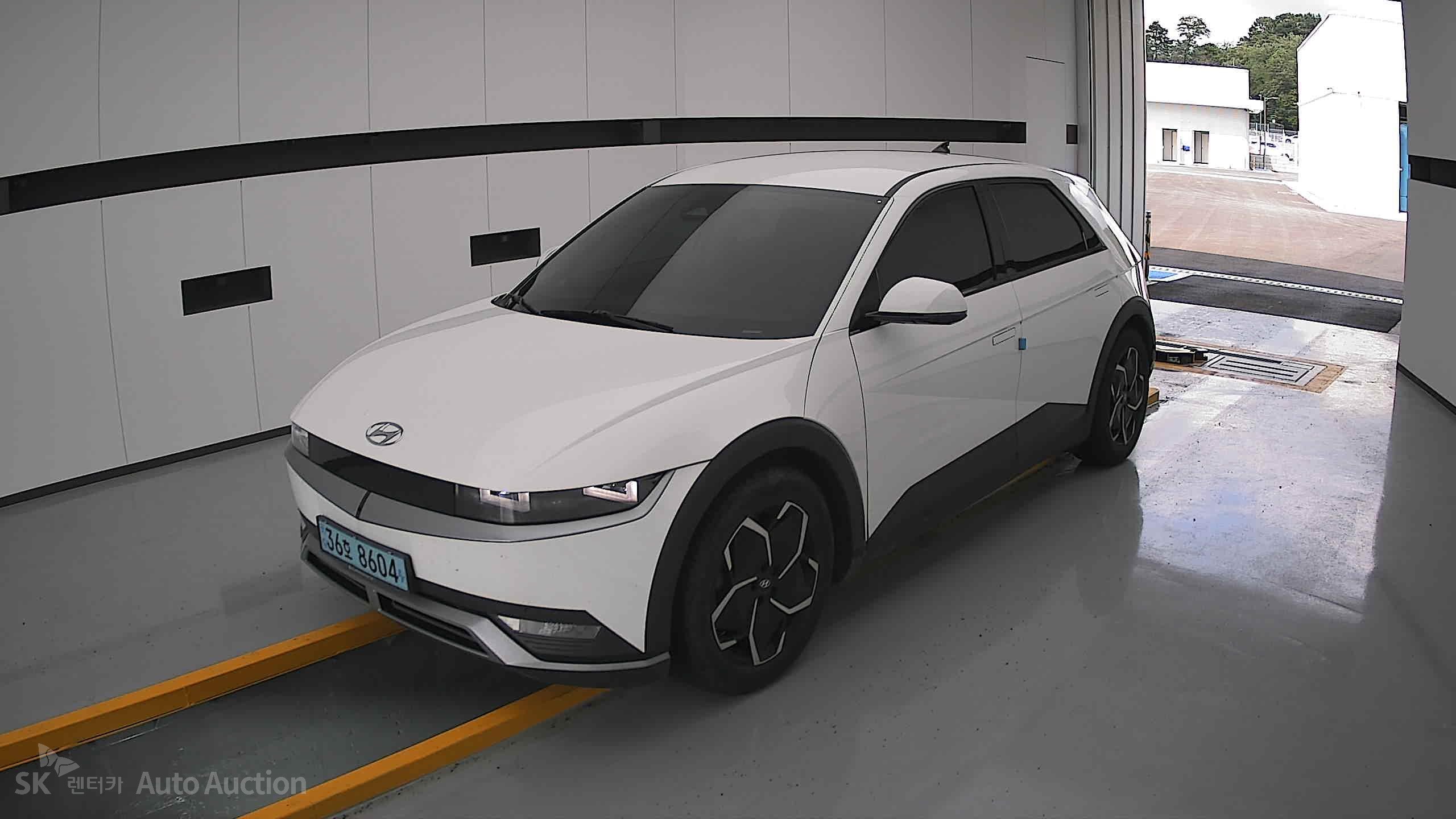 2022 - hyundai ioniq