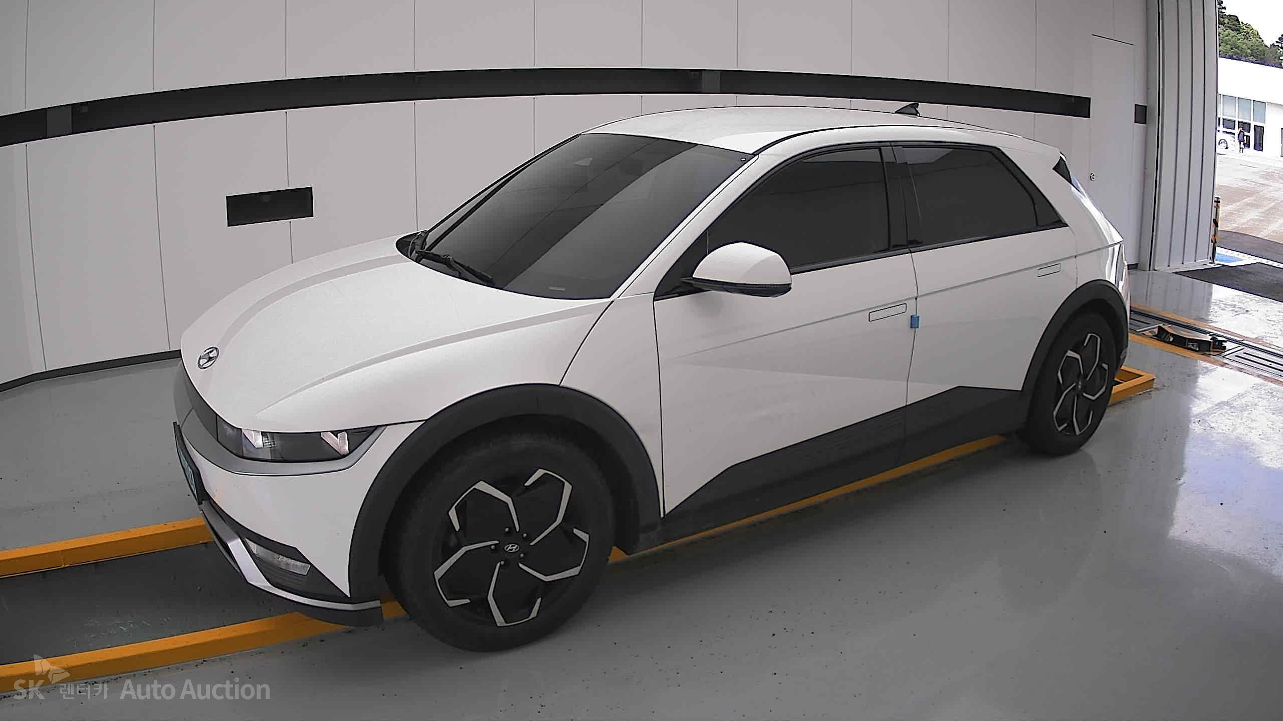 2022 - hyundai ioniq