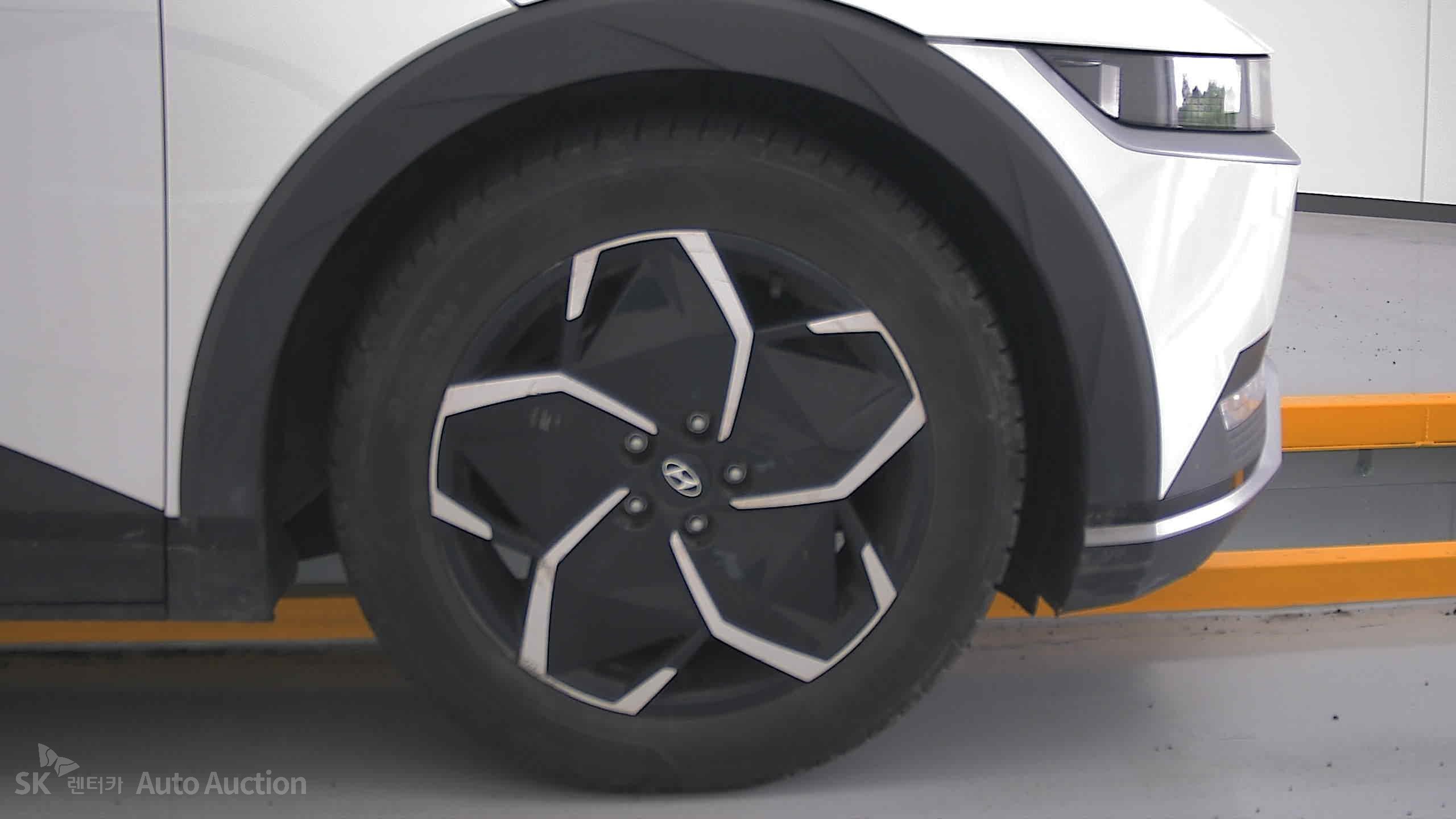 2022 - hyundai ioniq
