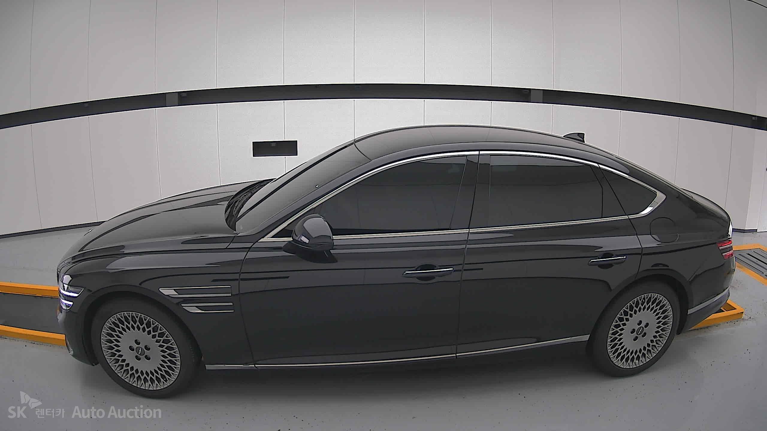 2022 - genesis g80