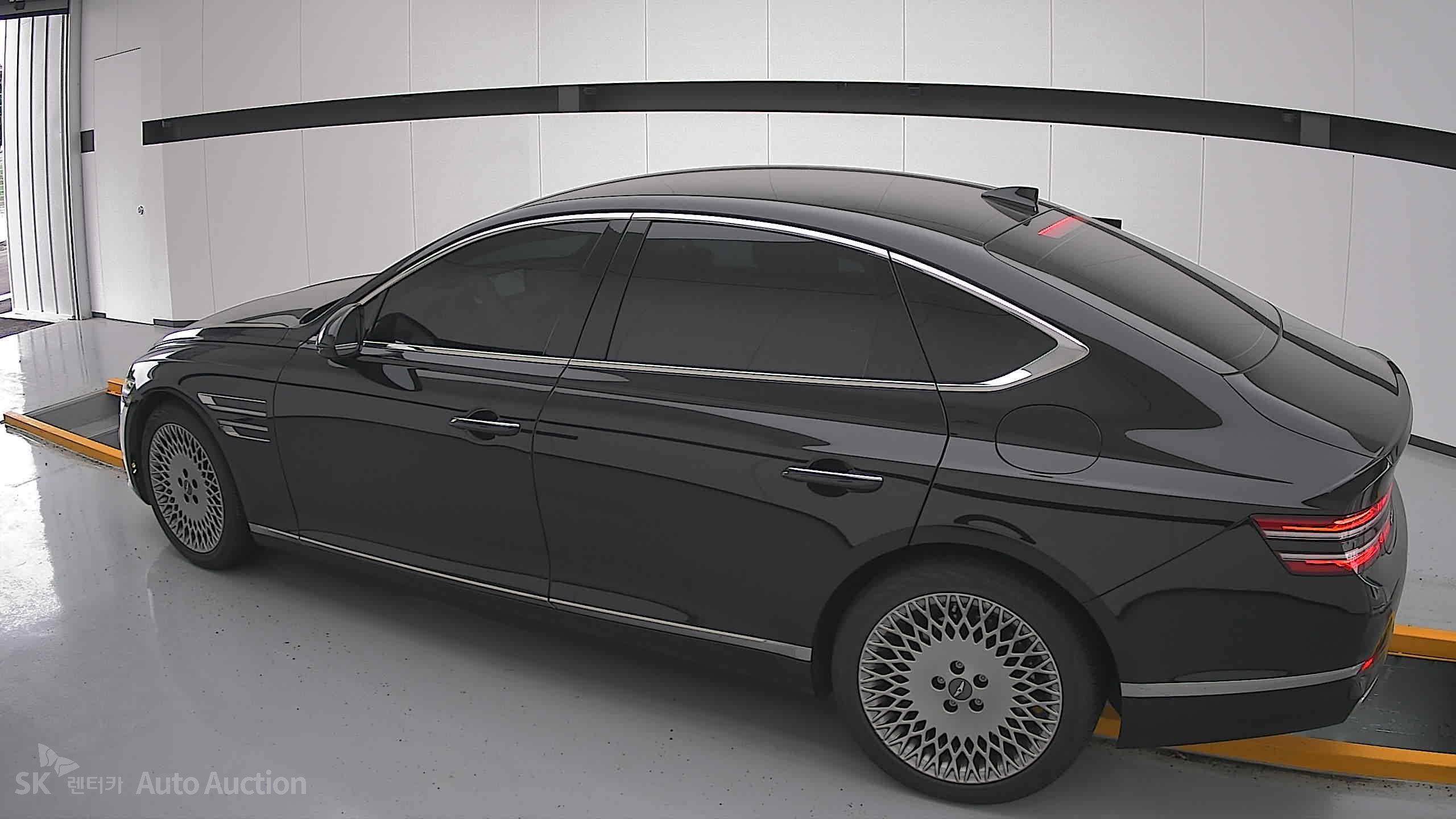 2022 - genesis g80
