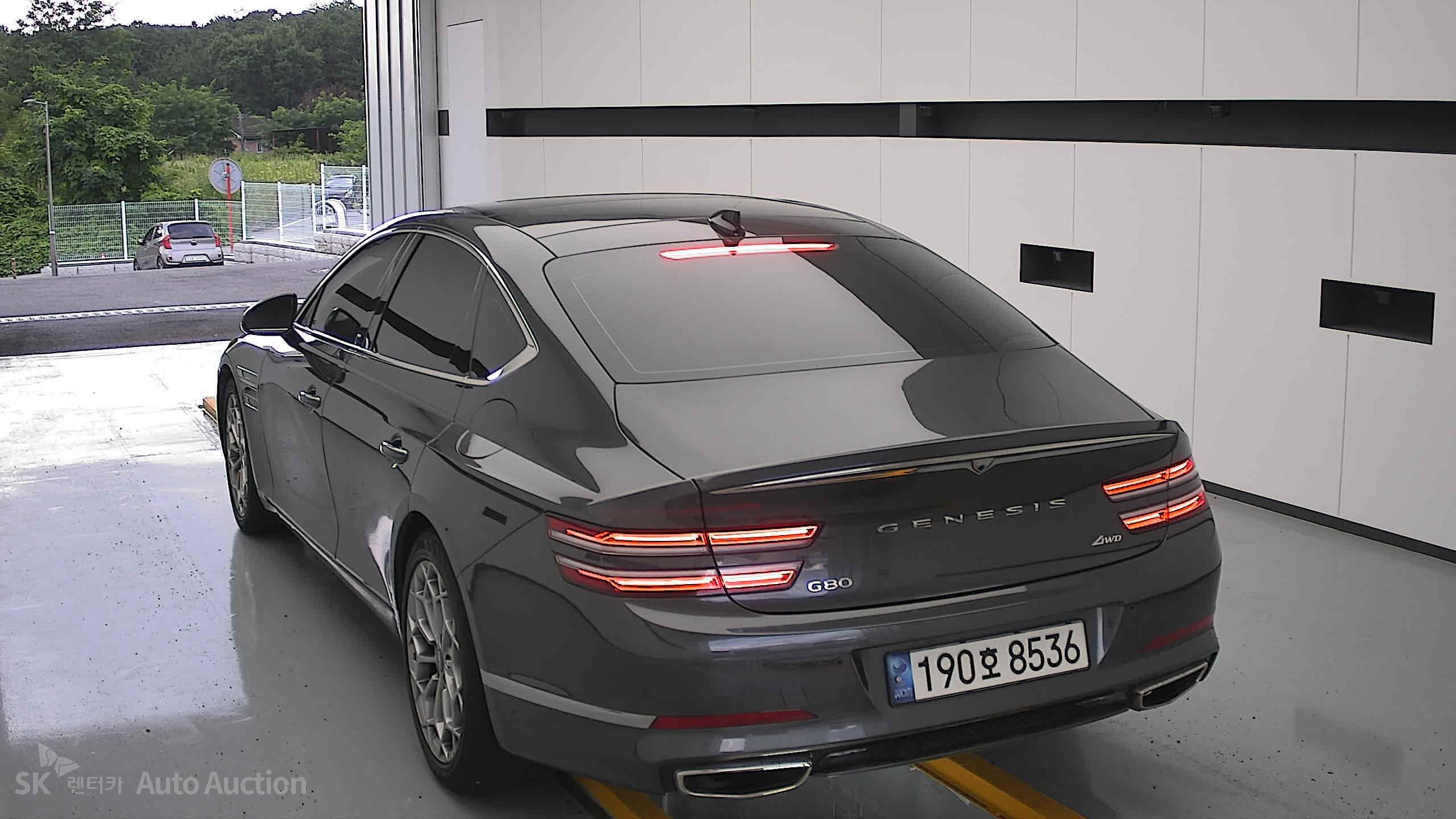 2022 - genesis g80