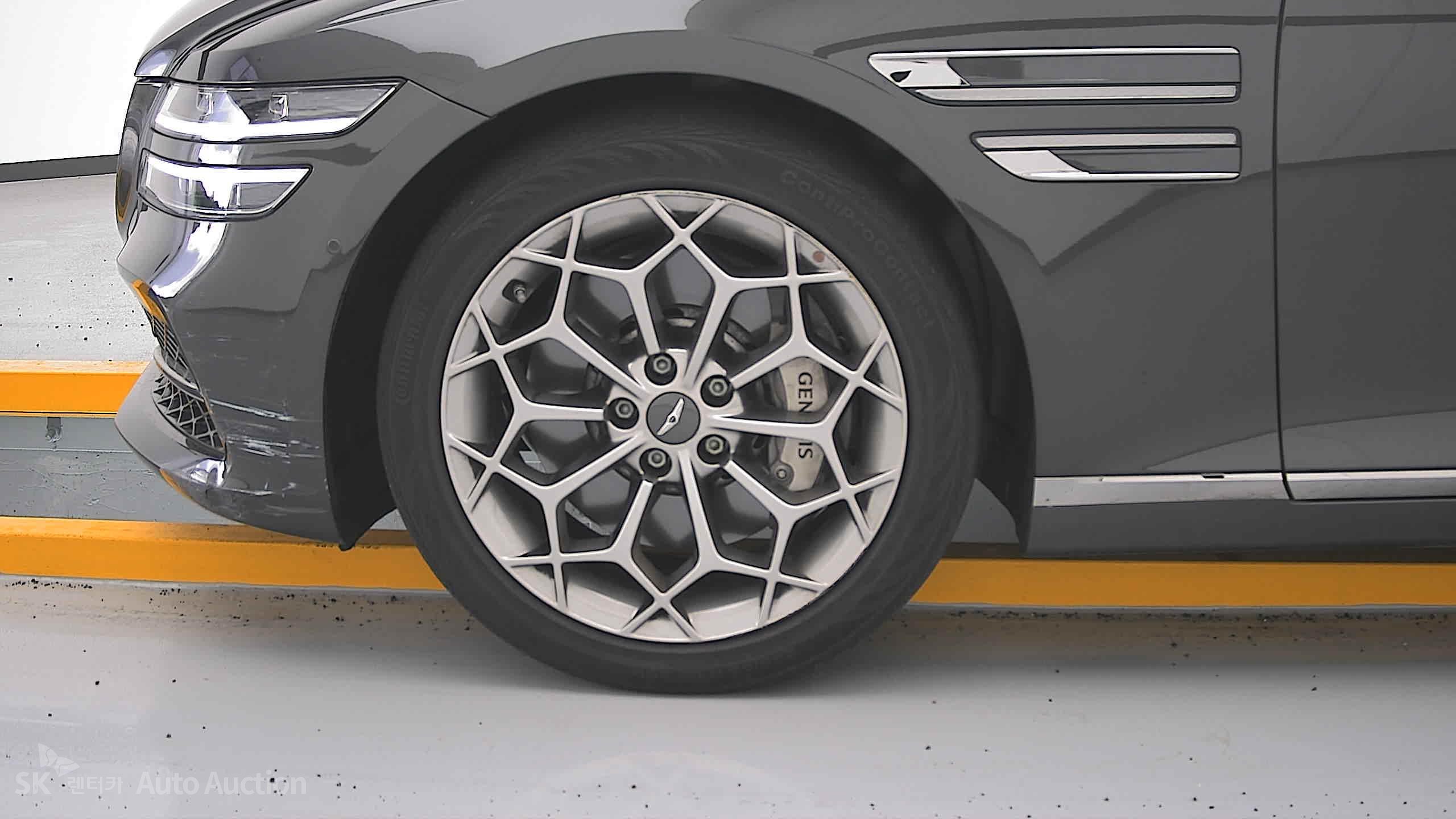 2022 - genesis g80