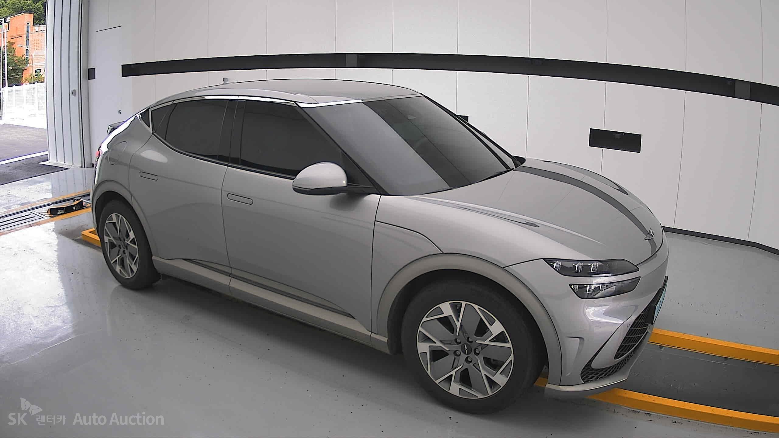 2022 - genesis gv60