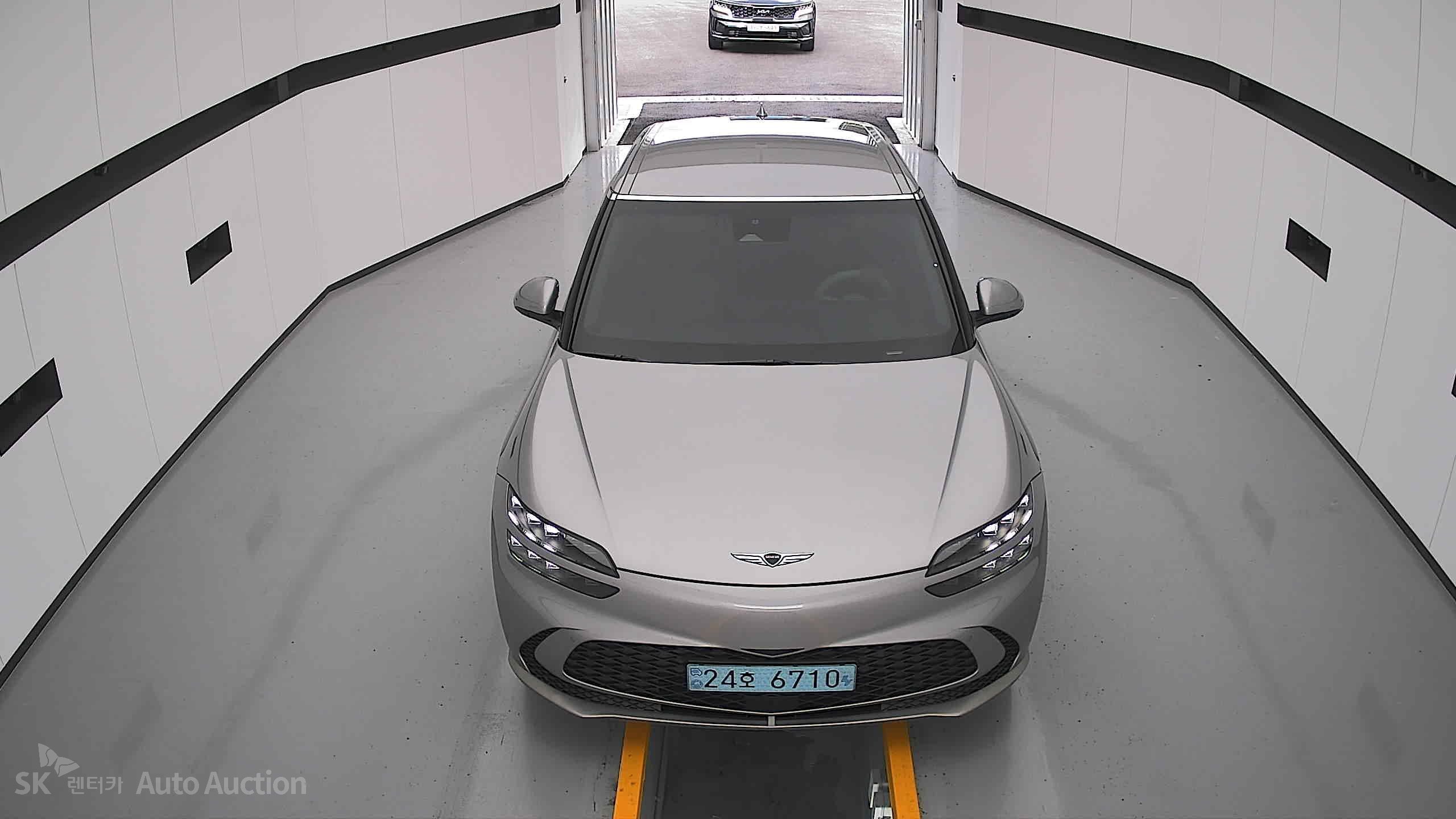 2022 - genesis gv60