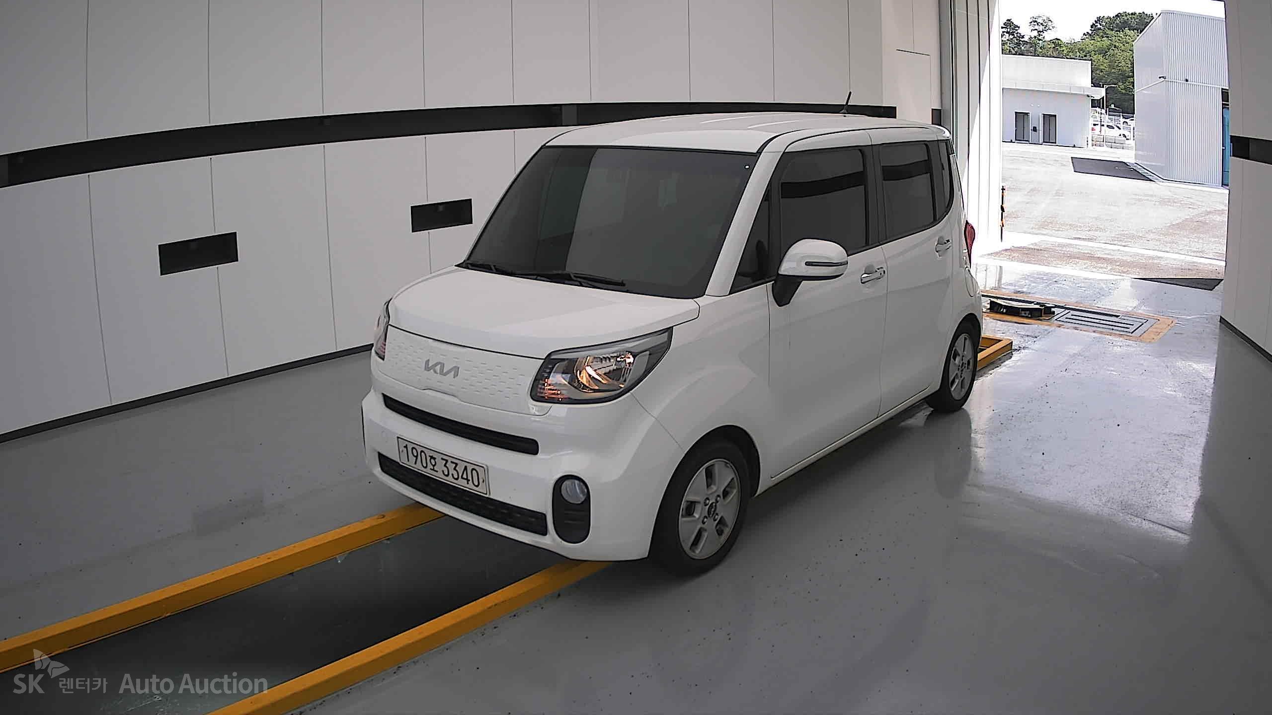 2022 - kia ray