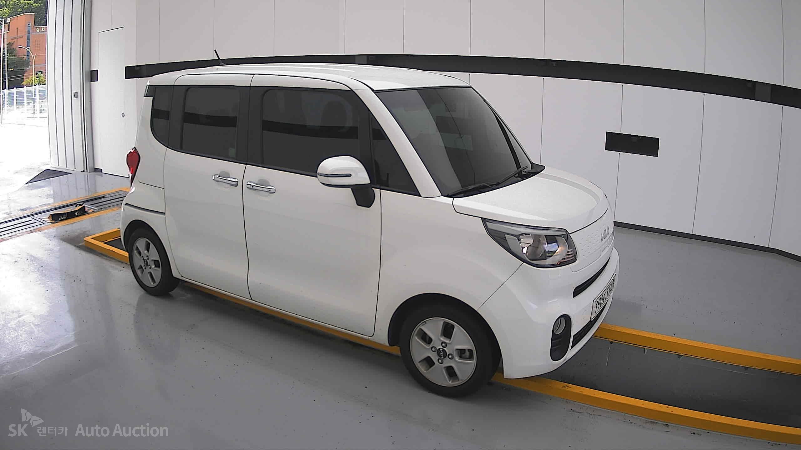 2022 - kia ray