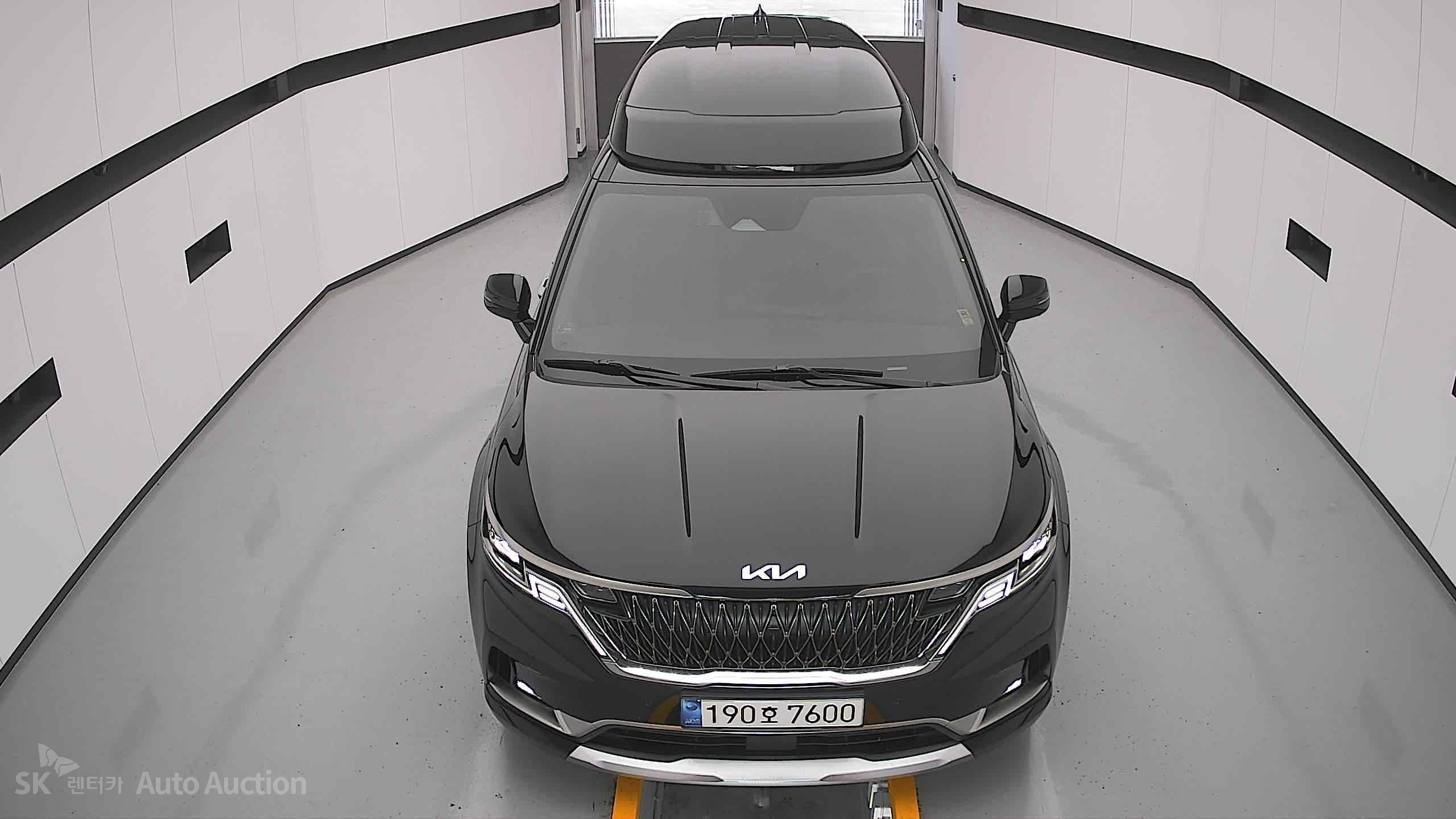 2023 - kia carnival