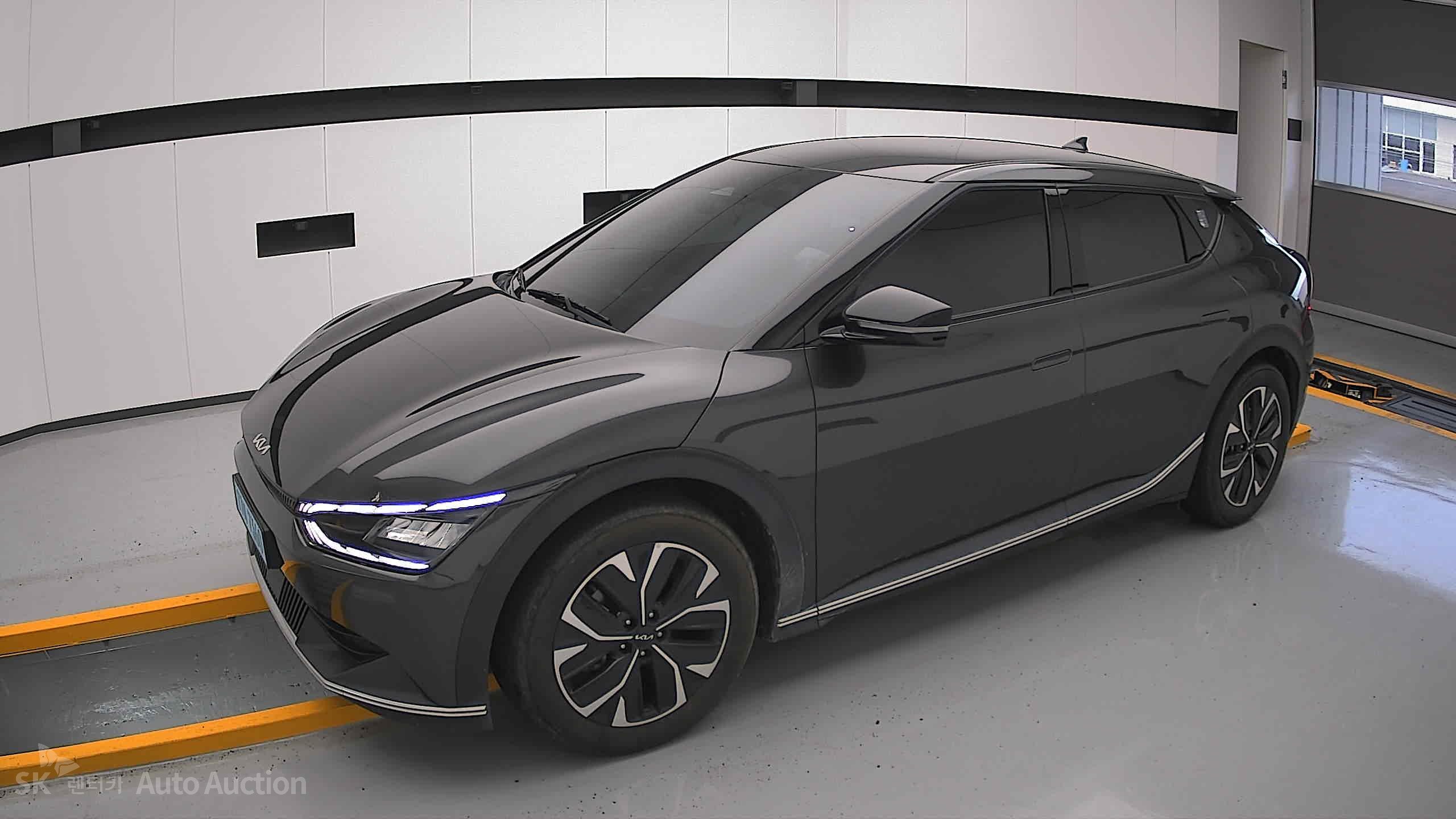 2022 - kia ev6