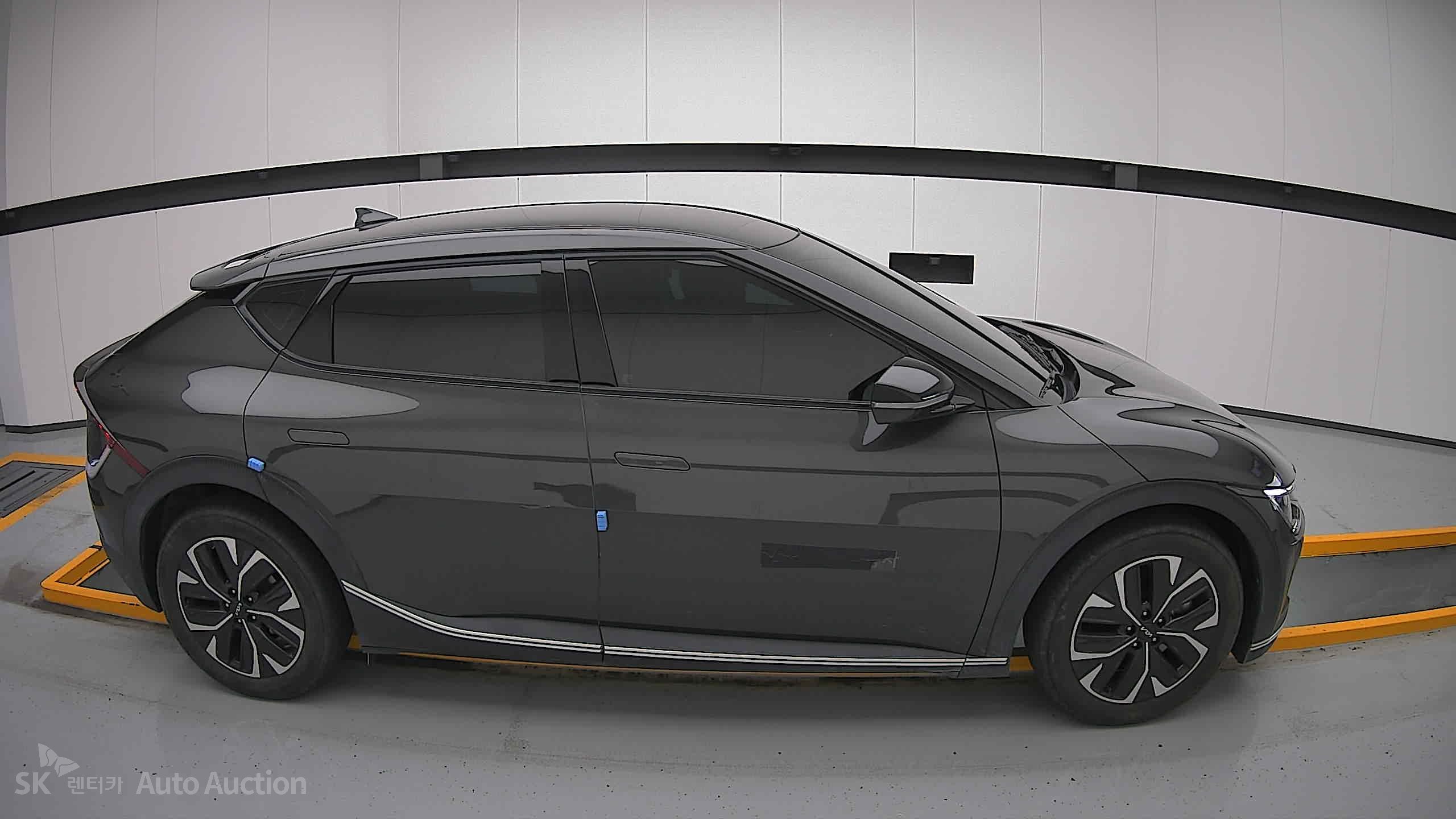 2022 - kia ev6