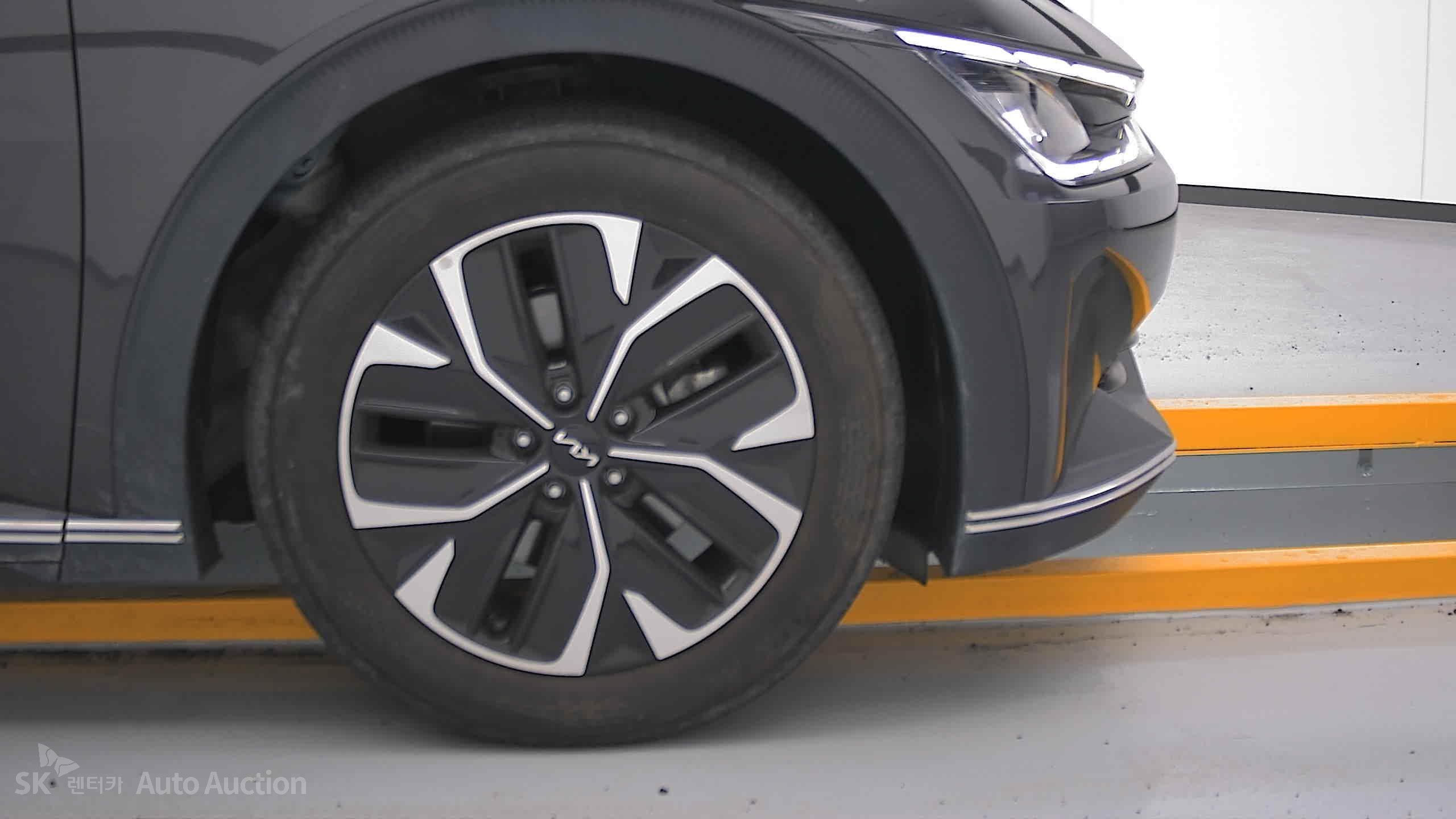2022 - kia ev6