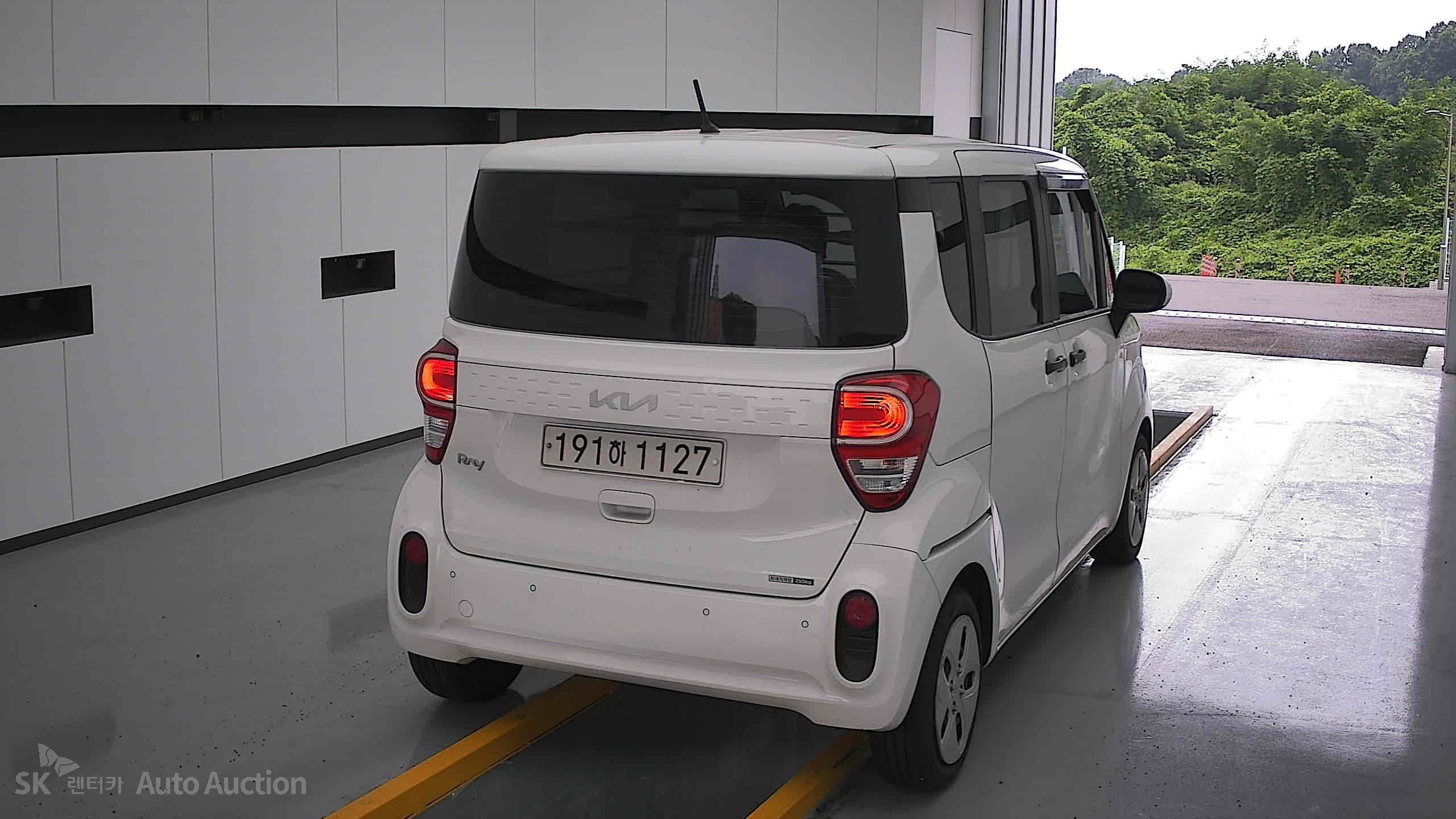 2022 - kia ray