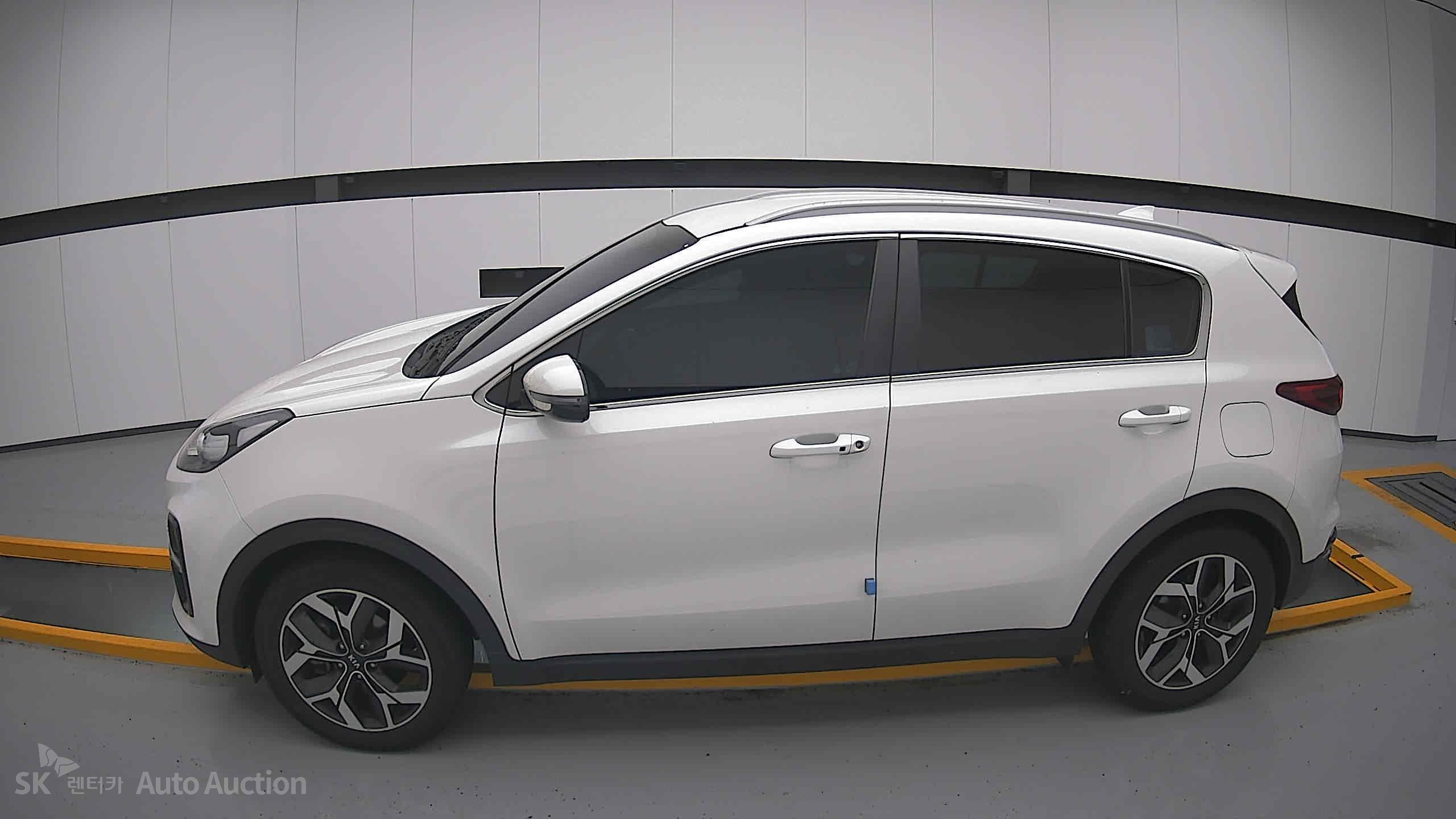 2022 - kia sportage