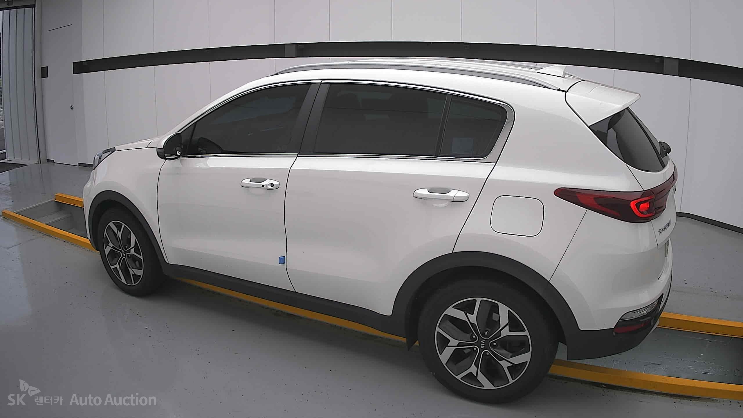 2022 - kia sportage