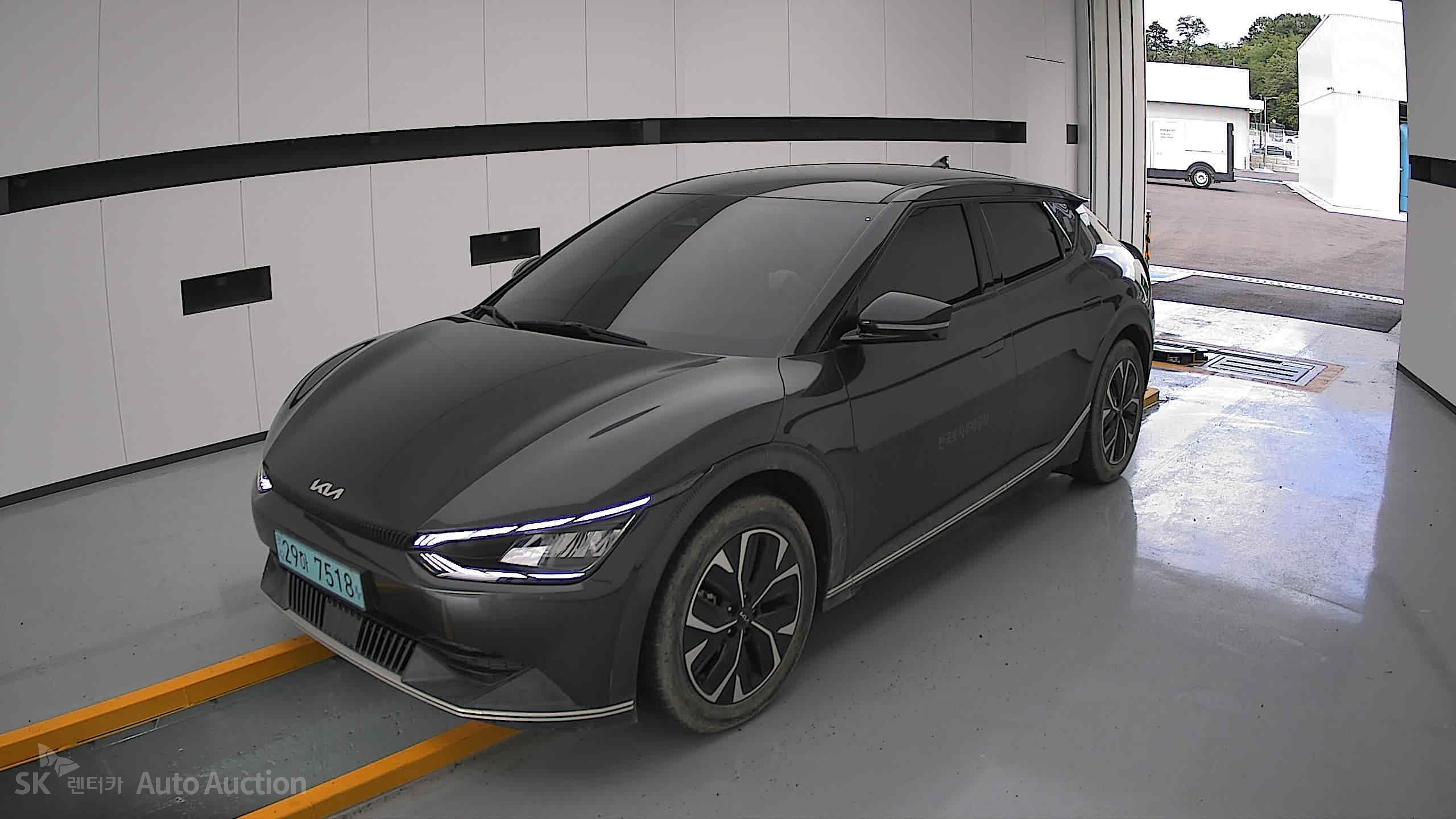 2022 - kia ev6